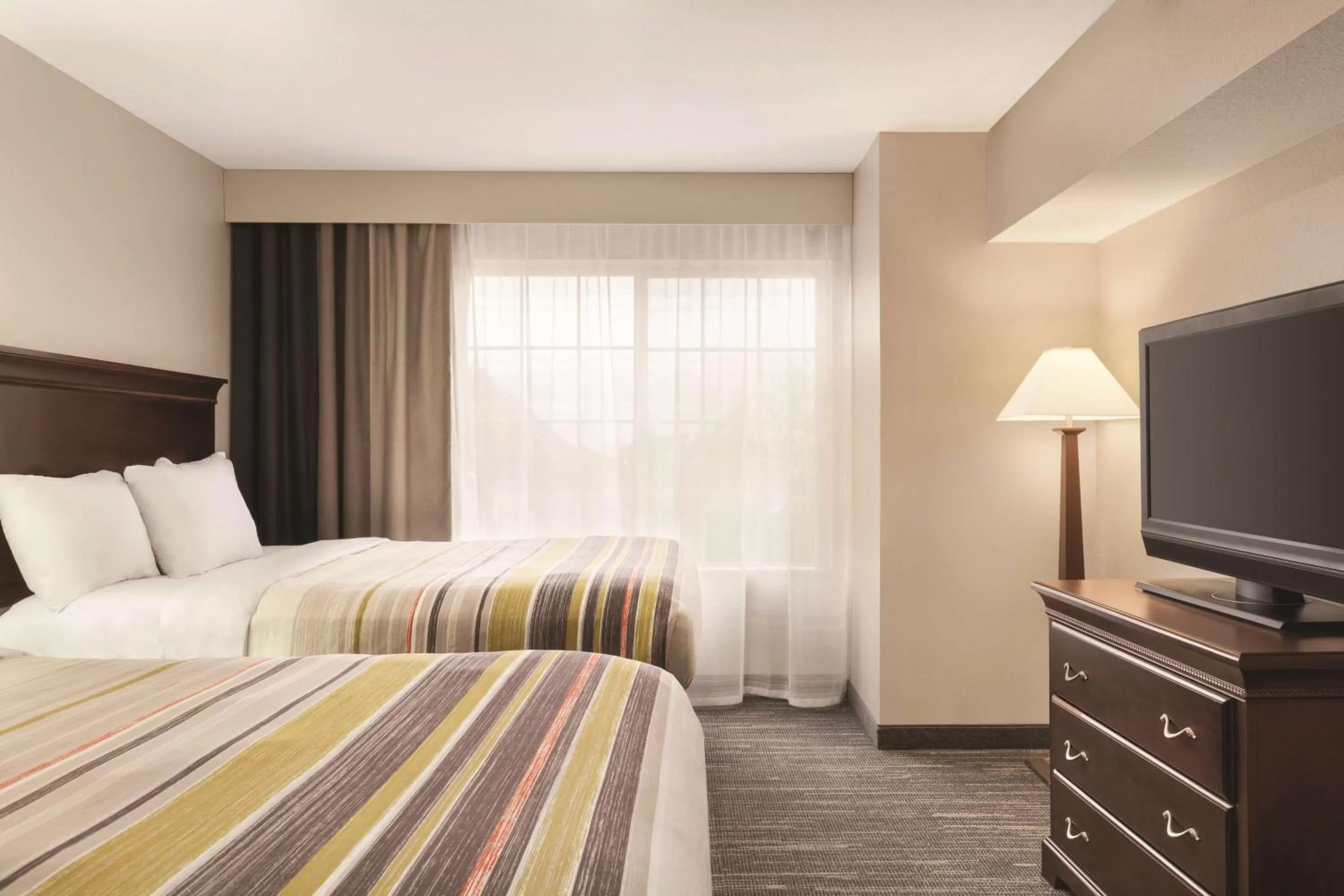 One-Bedroom Suite with Two Queen Beds - Non-Smoking in Country Inn & Suites by Radisson, Homewood, AL