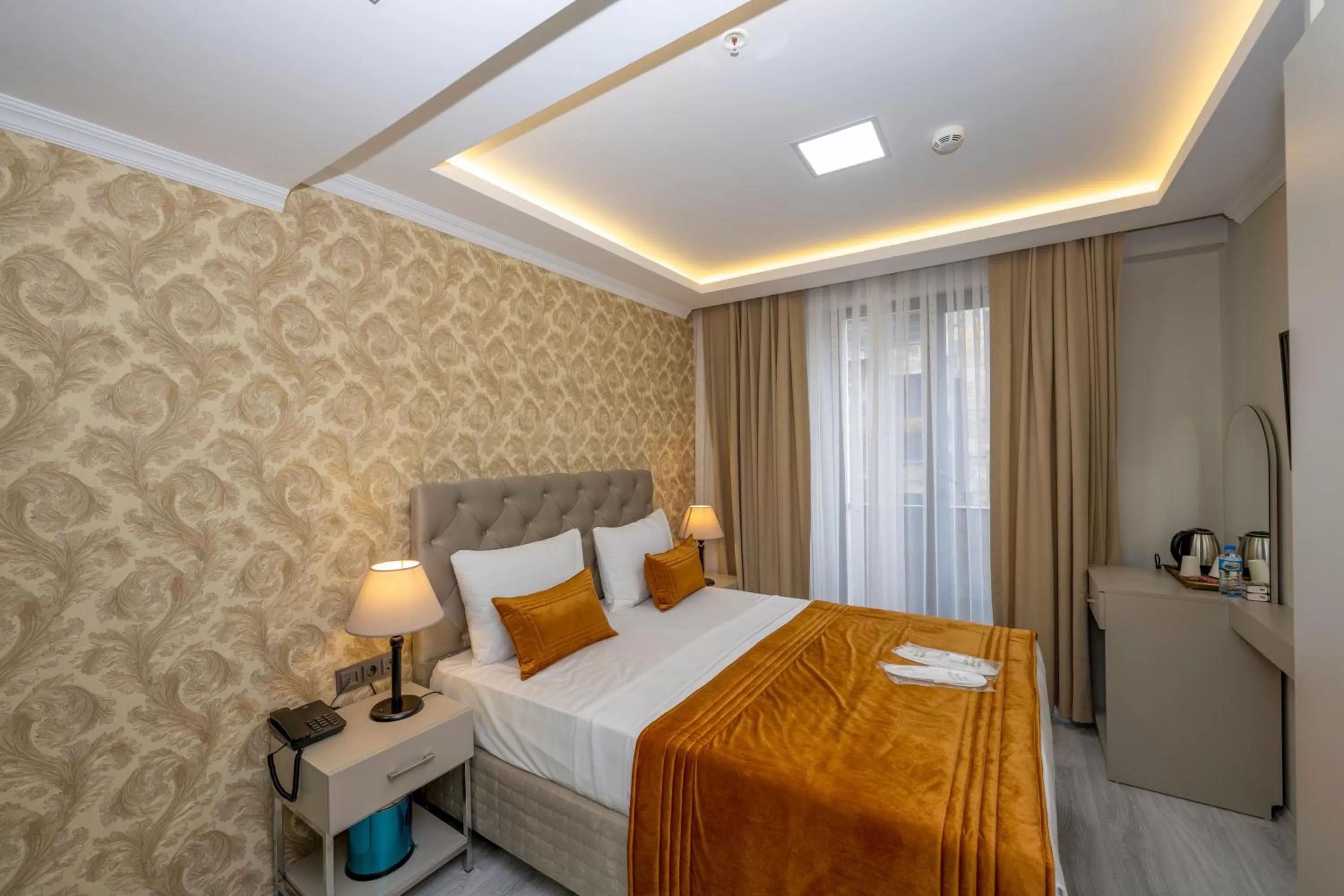 TV and multimedia, Bed in SKYSTAR DELUXE HOTEL