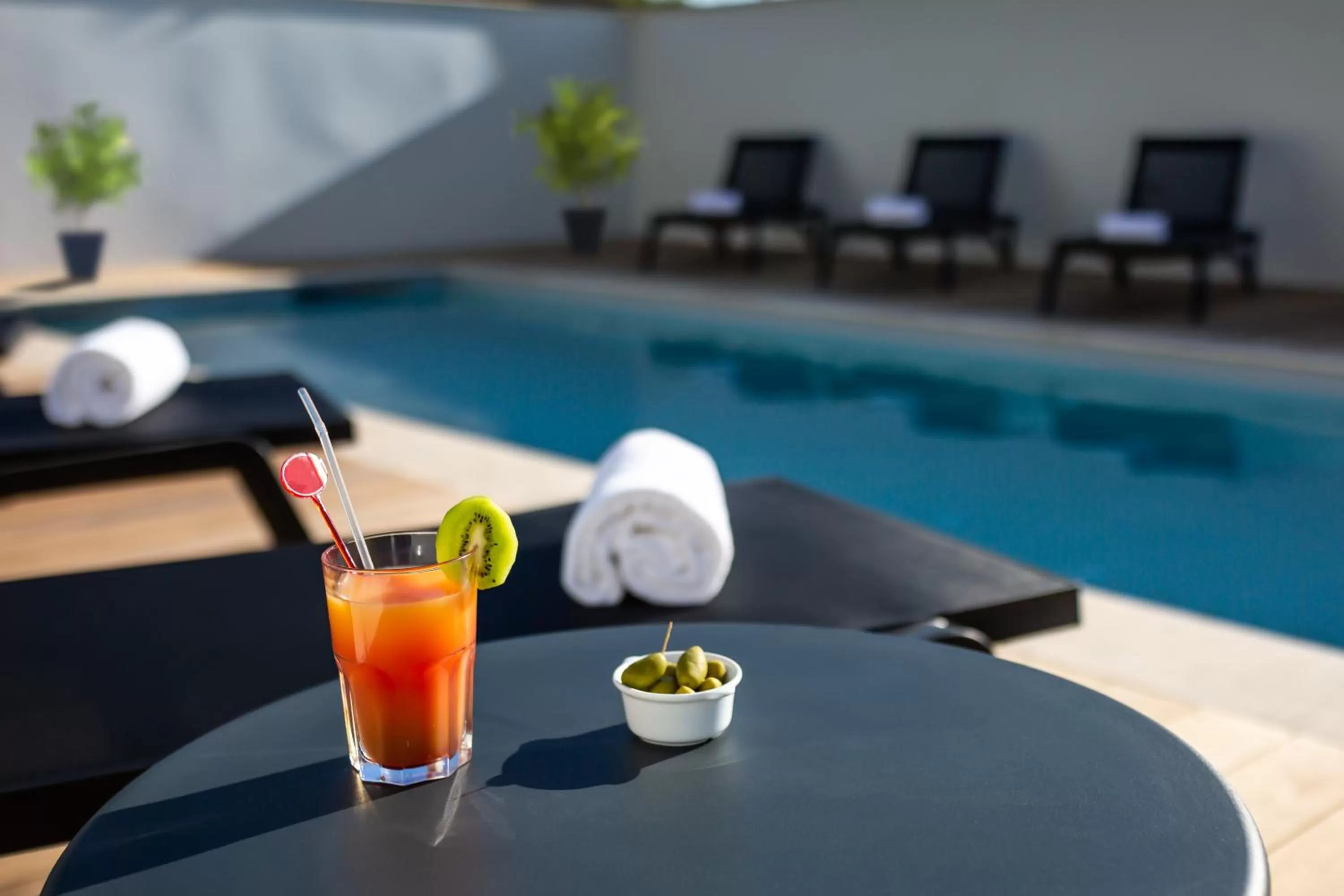 Swimming pool in ibis Carcassonne Est la Cité