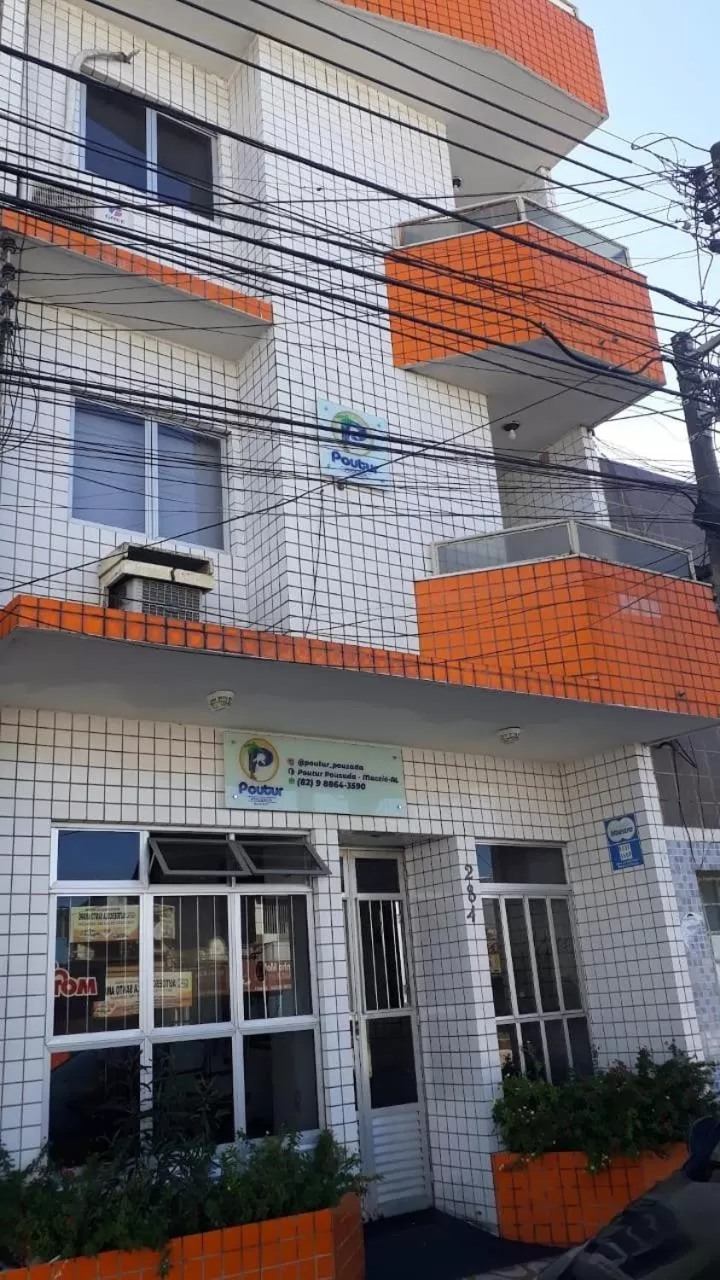 Property Building in Poutur Pousada