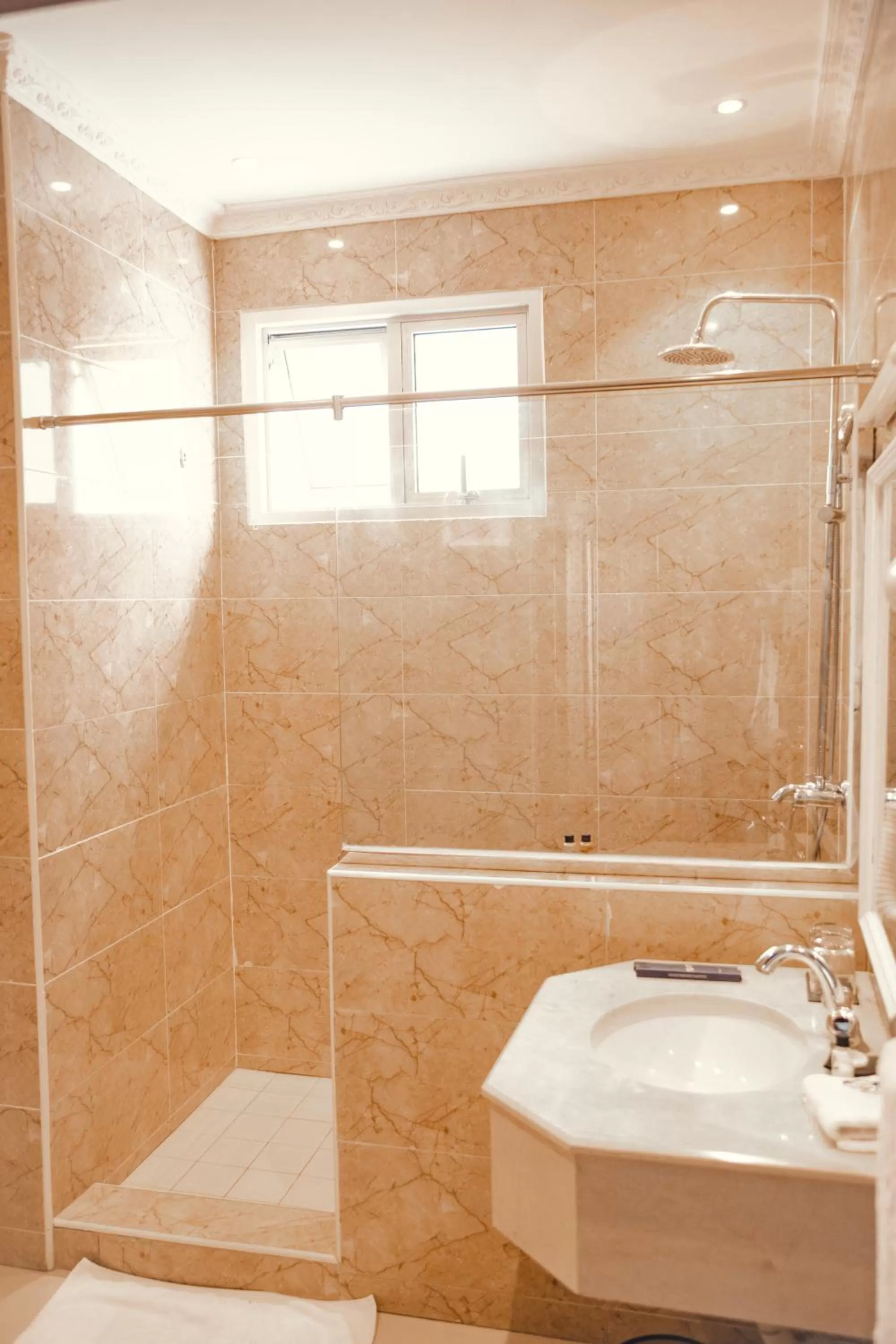 Bathroom in Cap Kivu