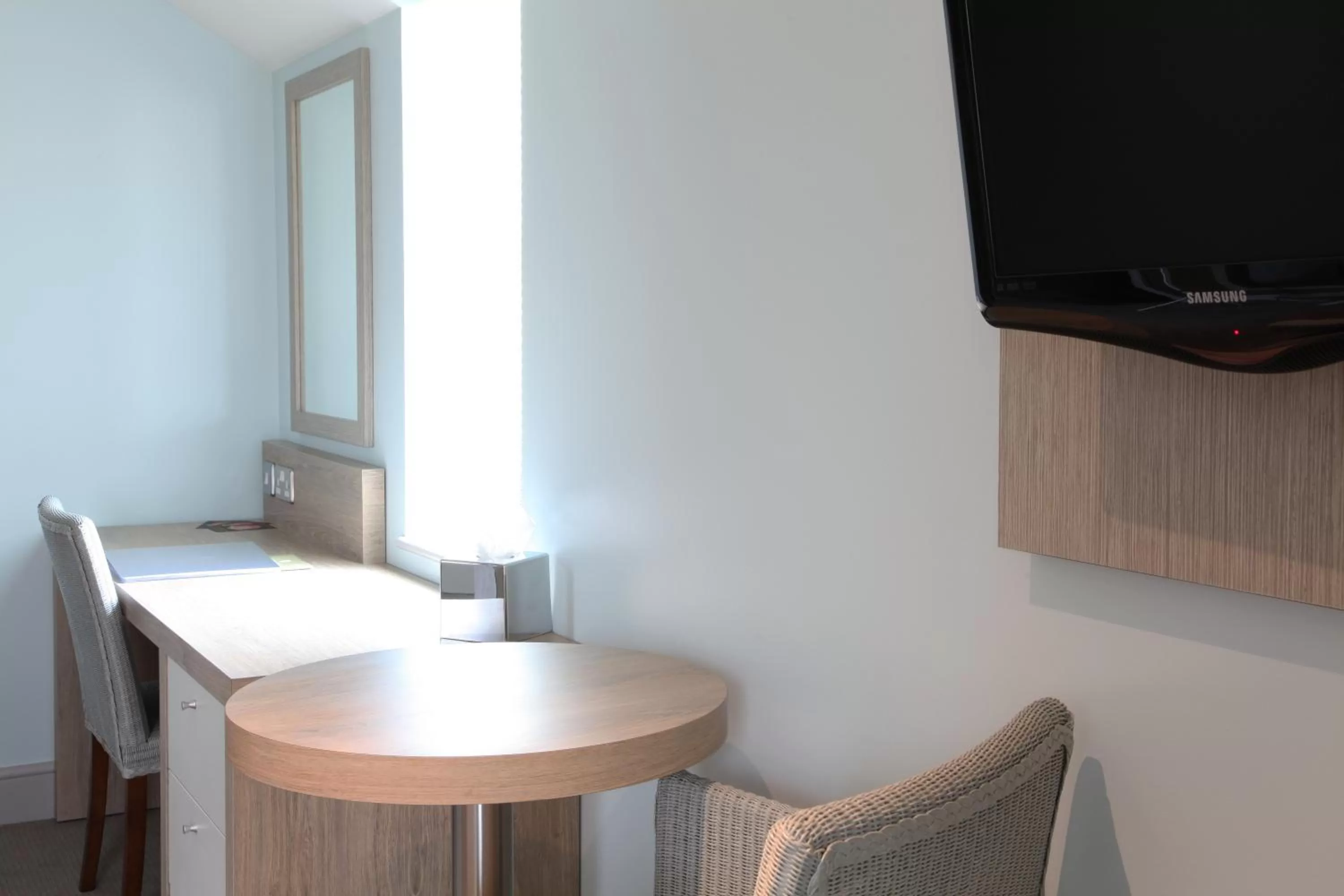 Twin Room in County Arms