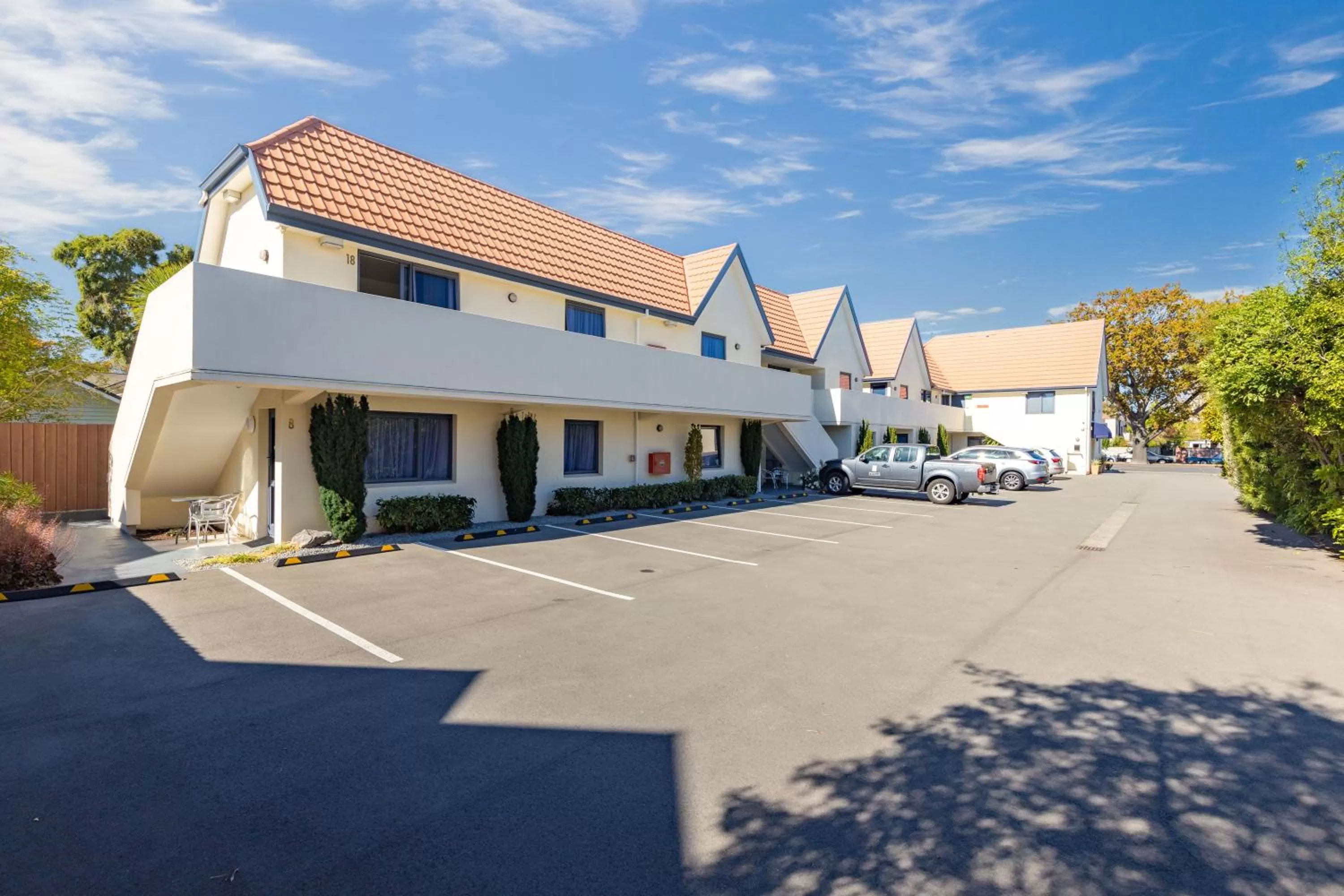 Property building in Bella Vista Motel & Apartments Christchurch
