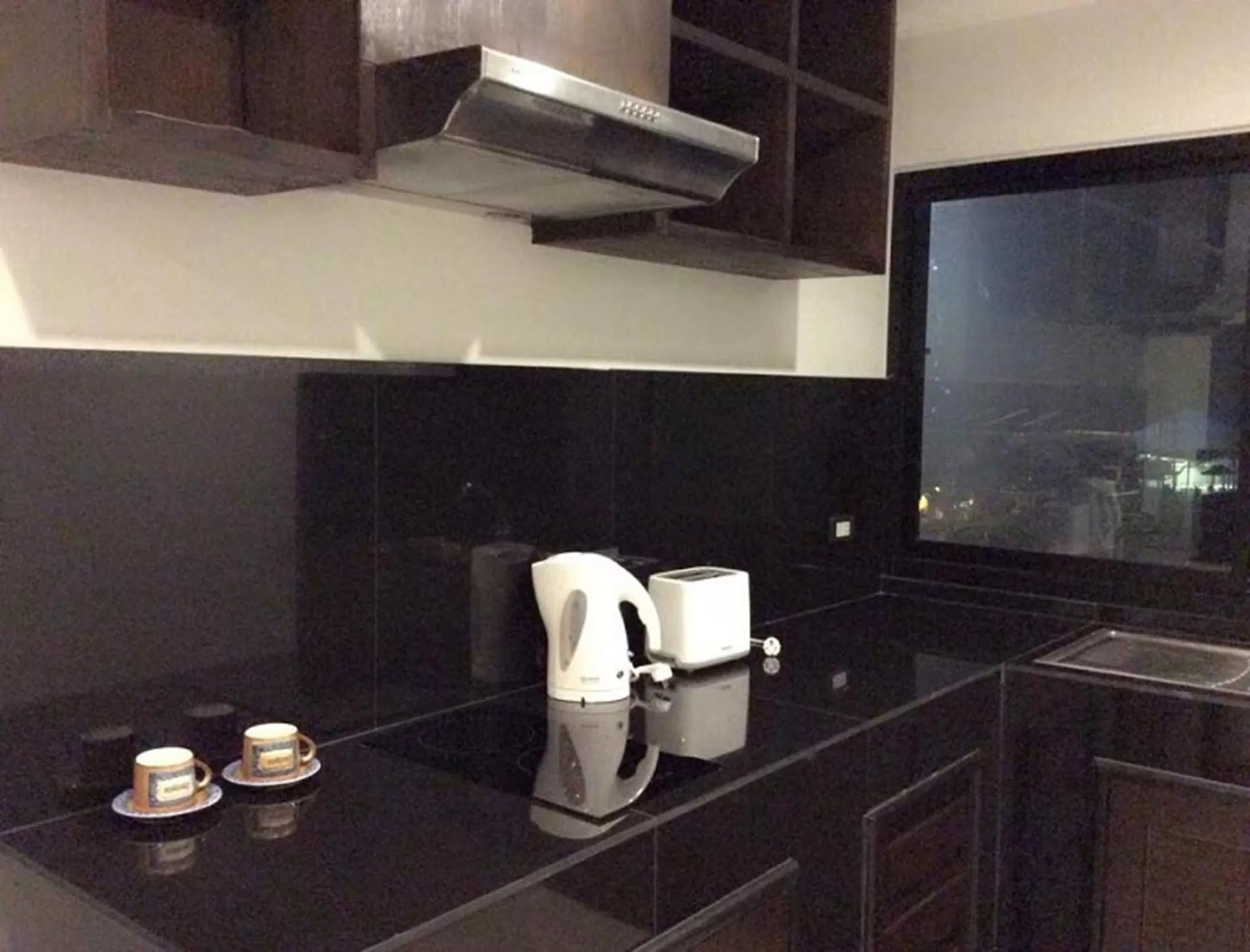 Kitchen or kitchenette in Rakkawan Residence