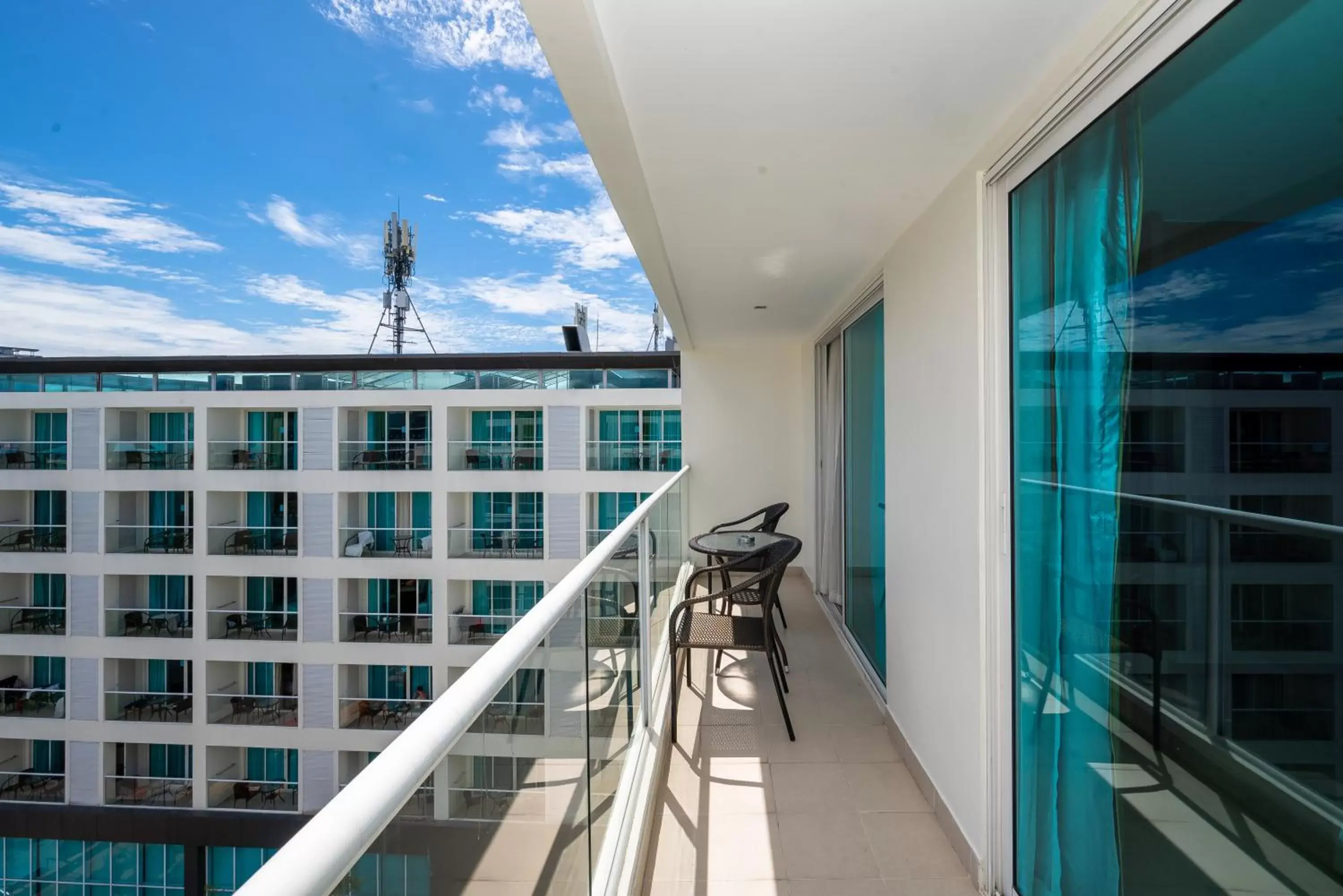 Deluxe - King in Centara Pattaya Hotel Deluxe - King in Centara Pattaya Hotel