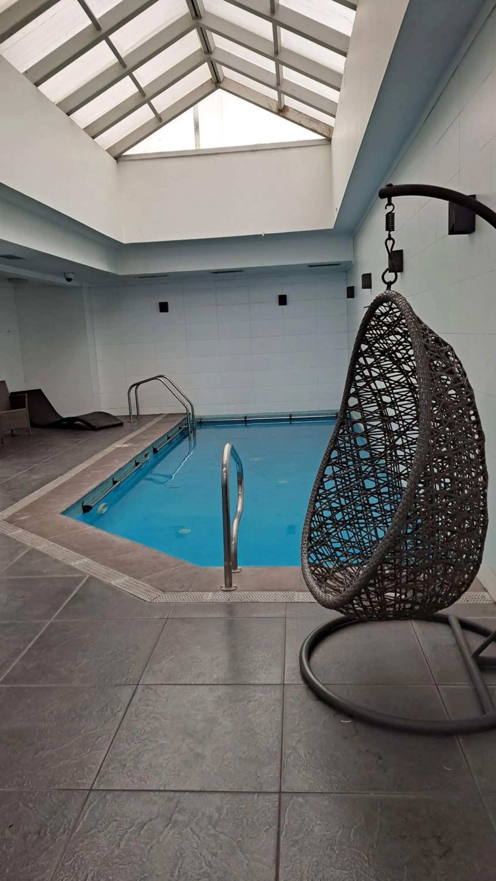 Swimming pool in Hotel Diego de Almagro Temuco