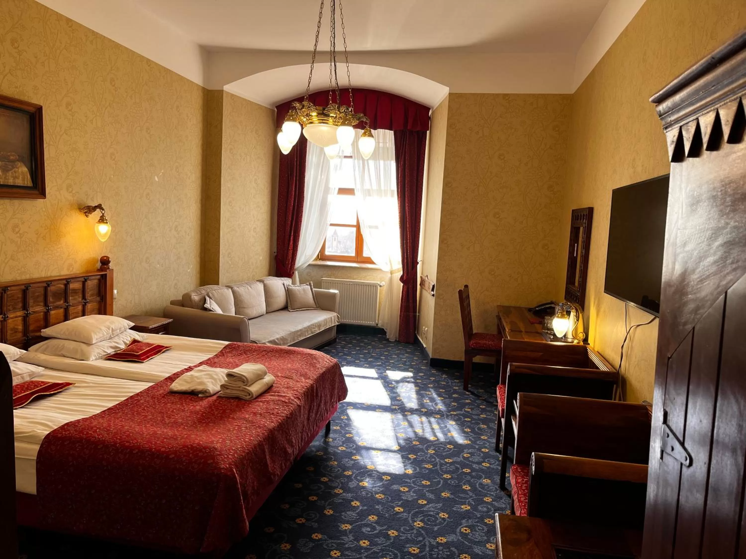 Photo of the whole room, Bed in Hotel Zamek Ryn