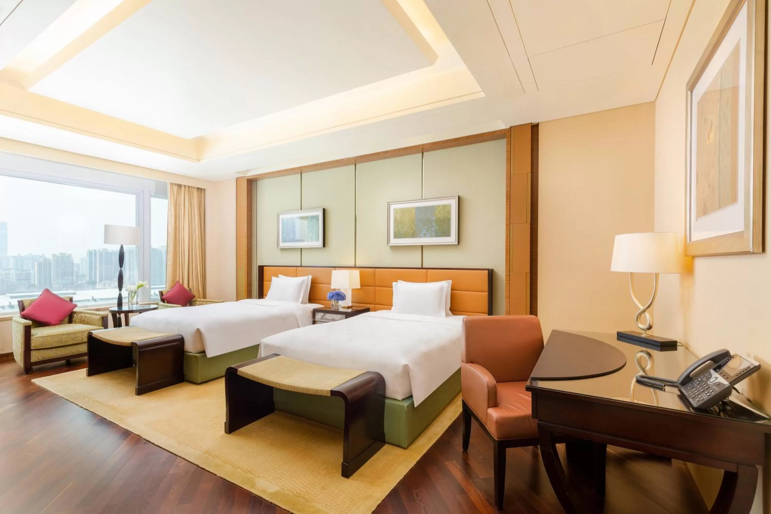 TV and multimedia, Bed in The Ritz-Carlton, Shenzhen