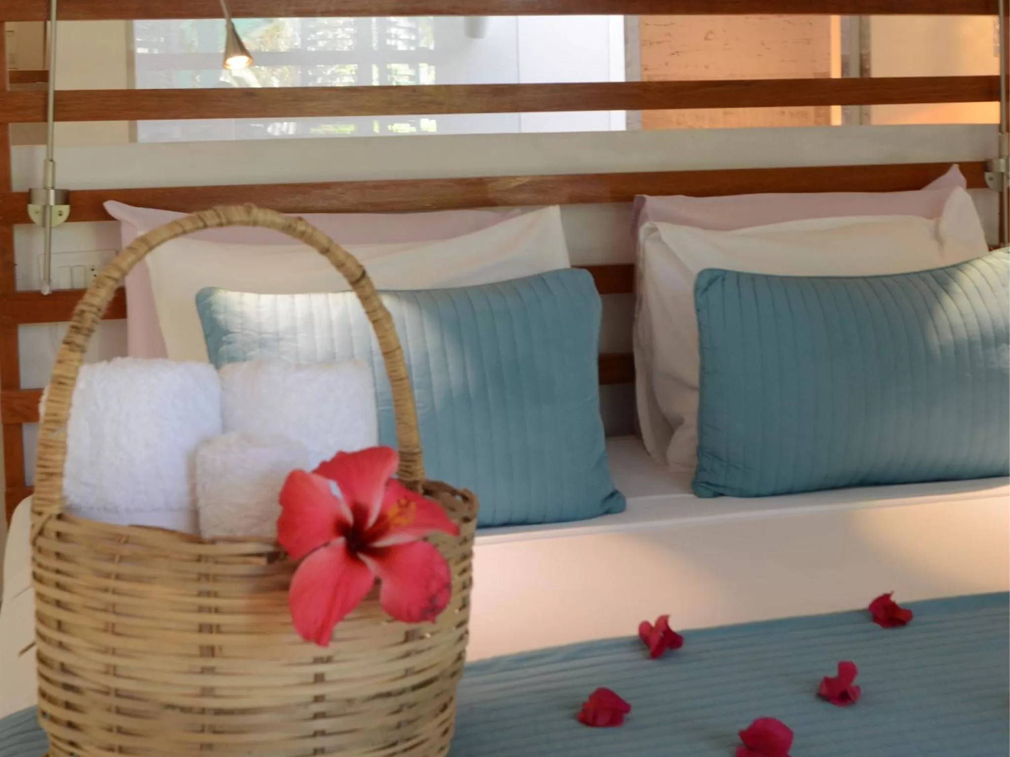 Decorative detail, Bed in Praiagogi Boutique Pousada