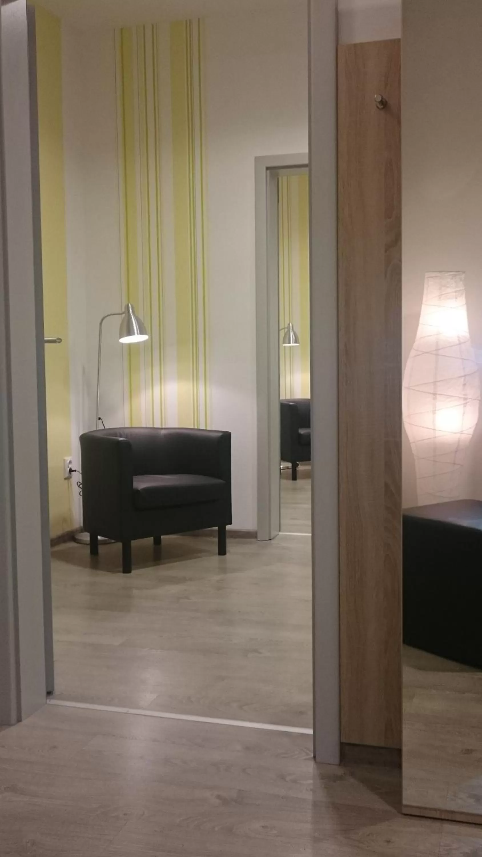 Seating area in TaM Autohof Malacky