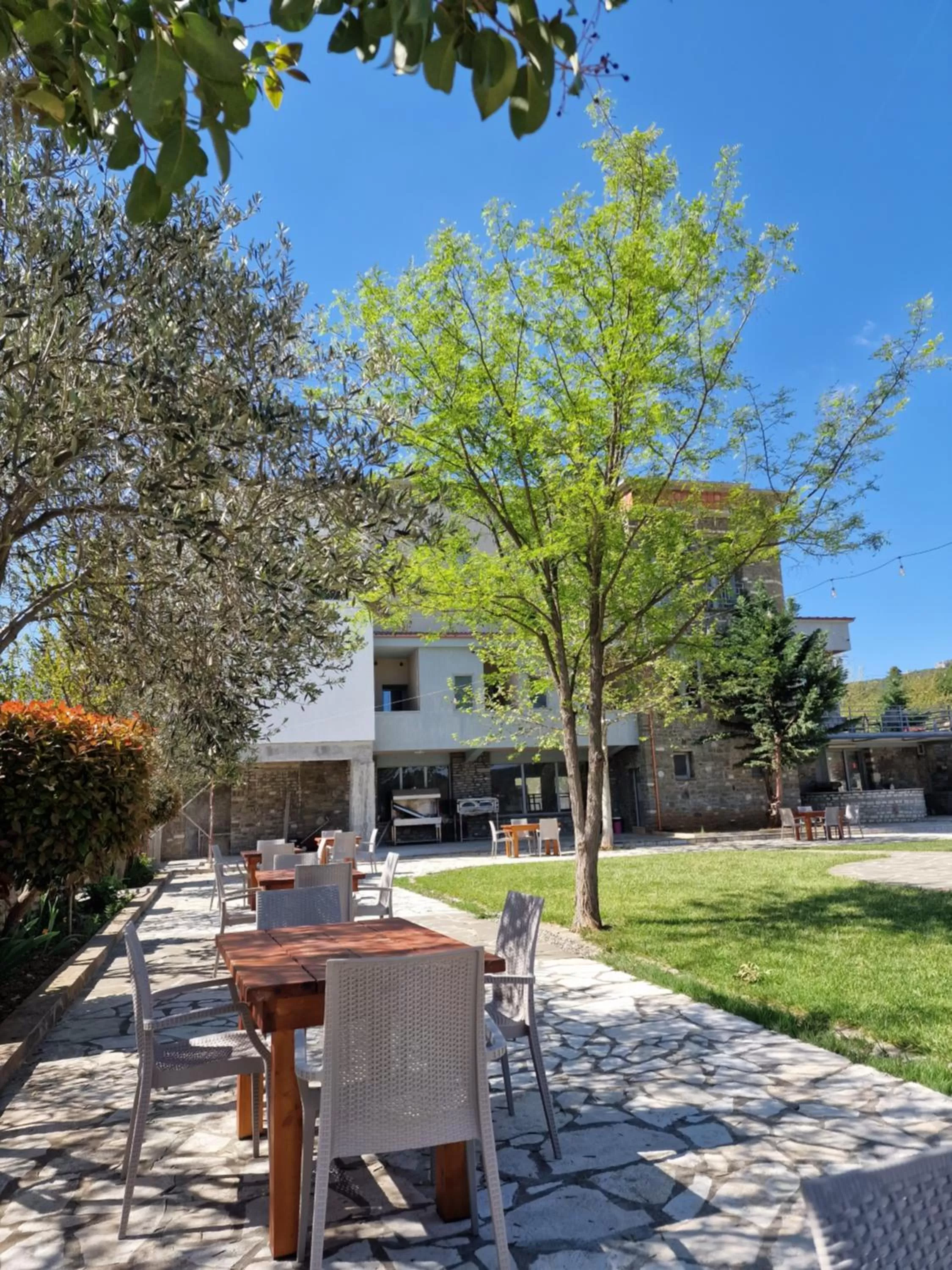 Restaurant/places to eat in Hotel Baci