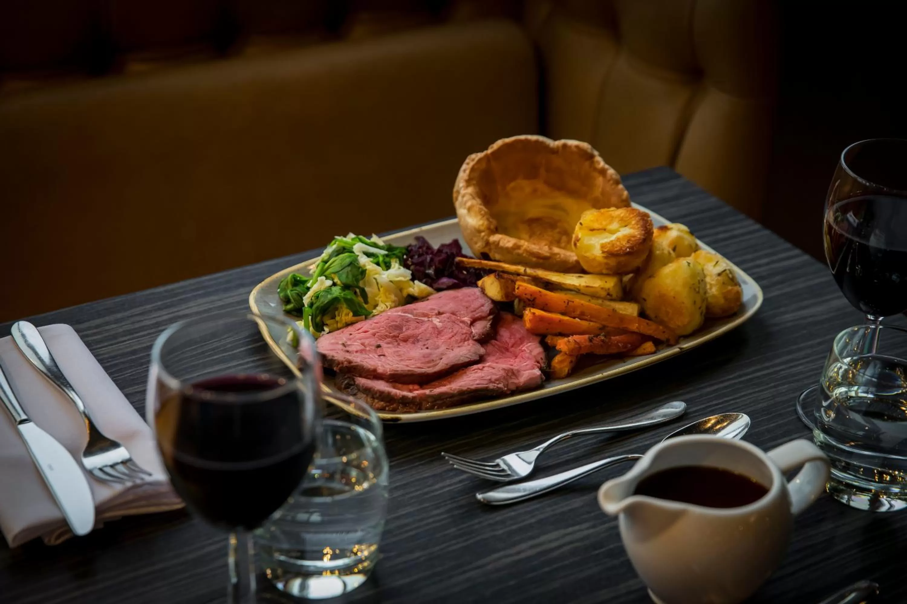 Restaurant/places to eat in Crowne Plaza Chester by IHG