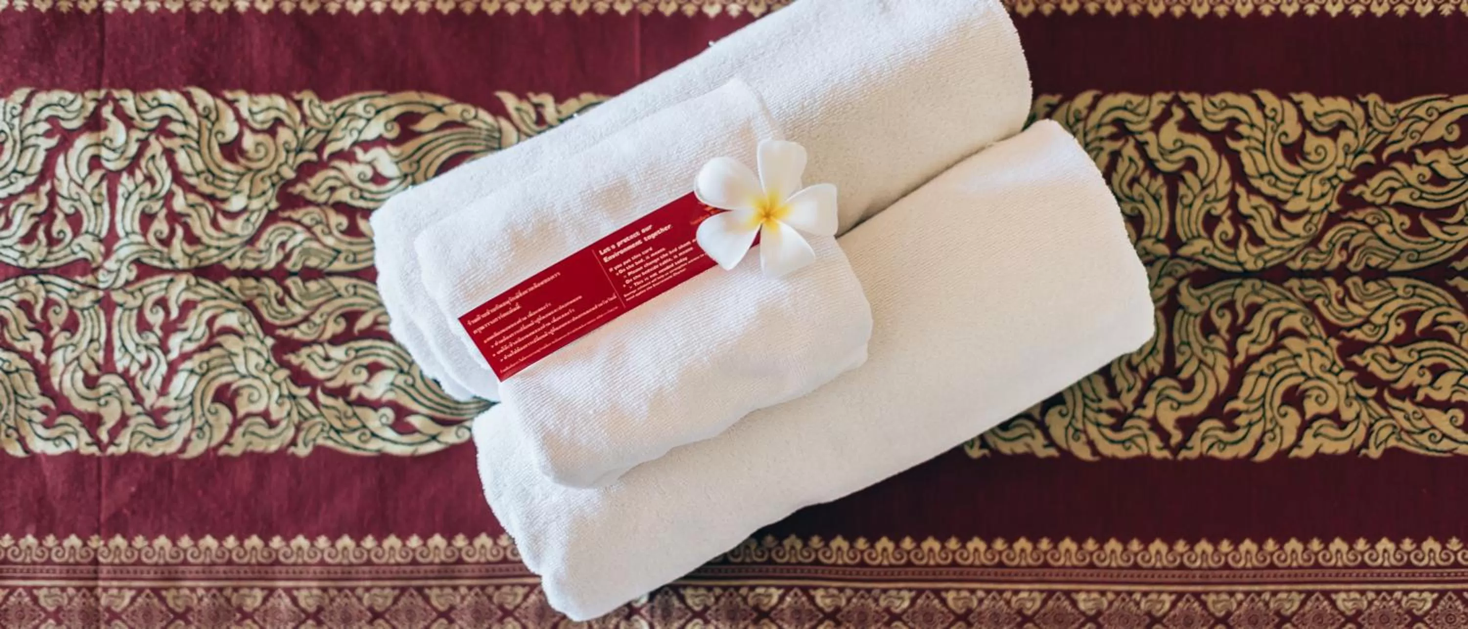 towels in Sasidara Resort Nan