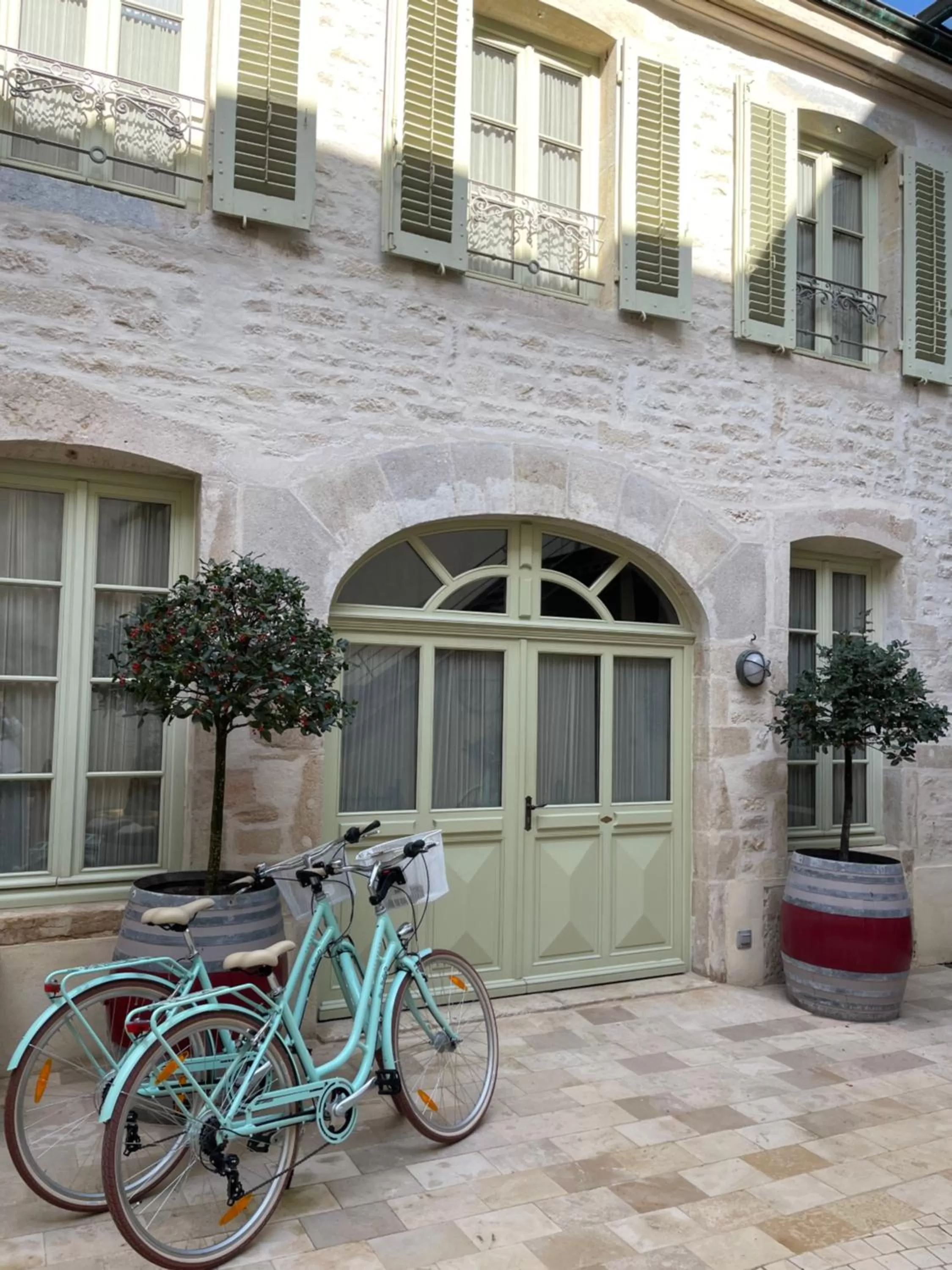Property building in Le Clos Sainte-Marguerite