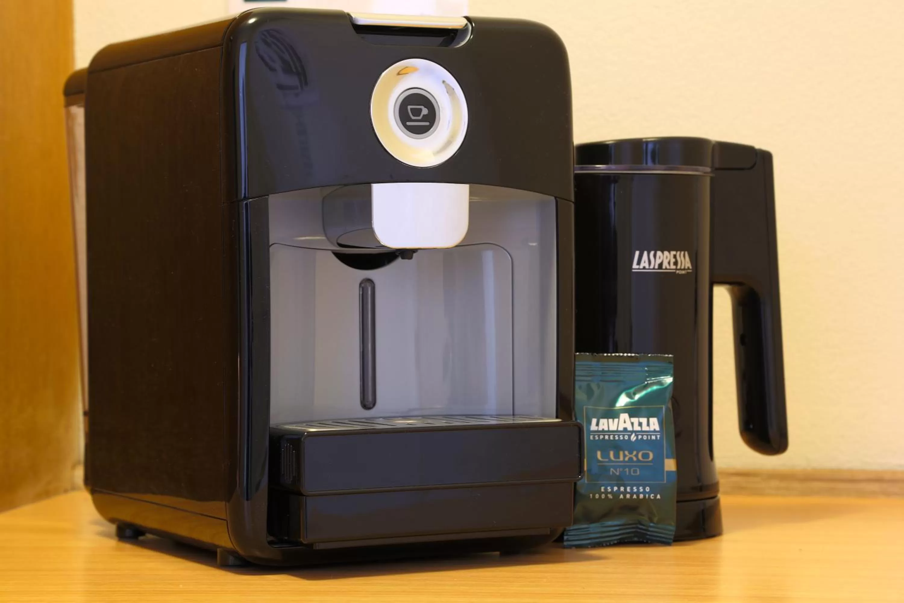 Coffee/tea facilities in Quality Inn Dubbo International