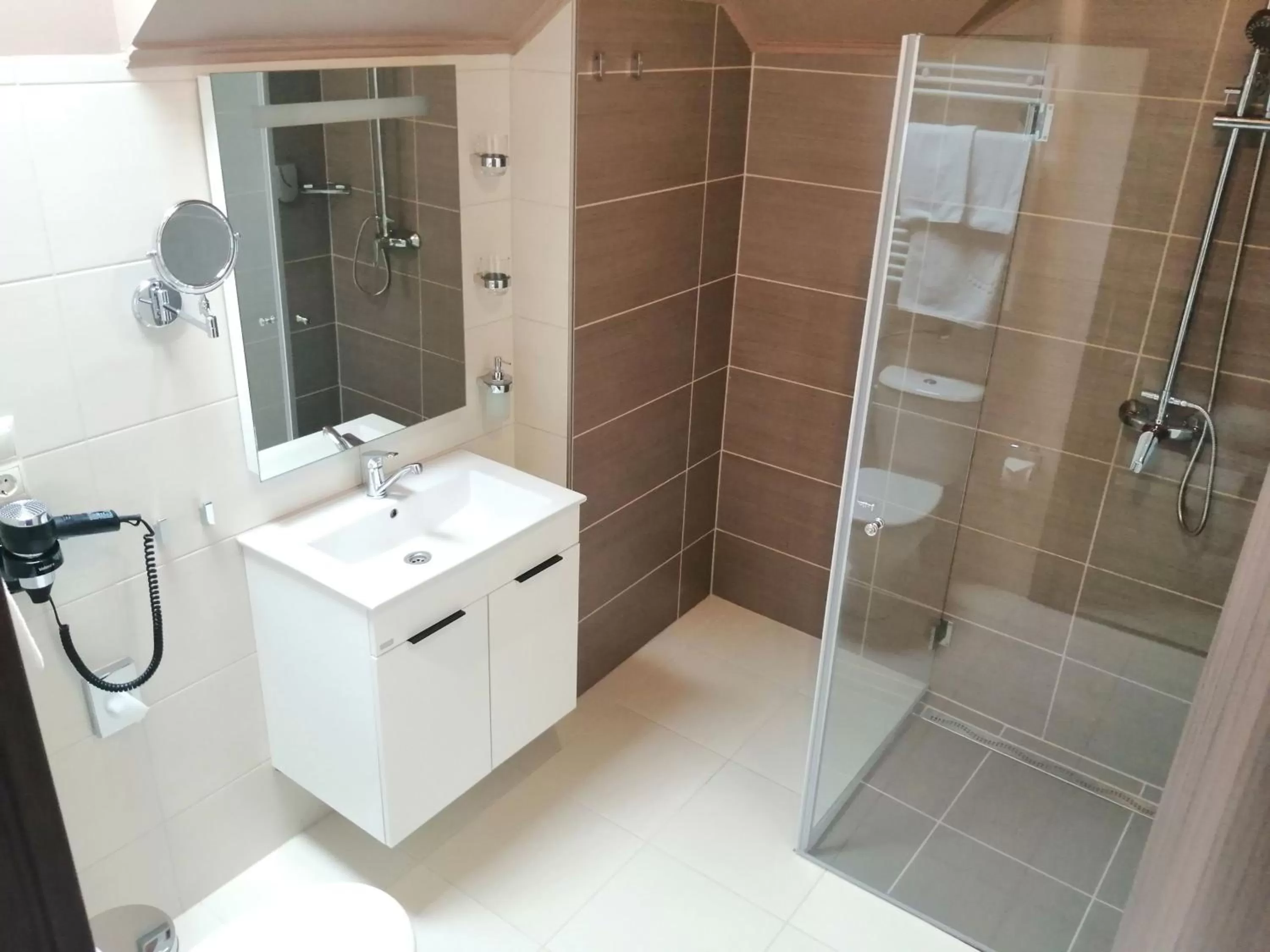 Bathroom in MeDoRa Park - Hotel MeDoRa***