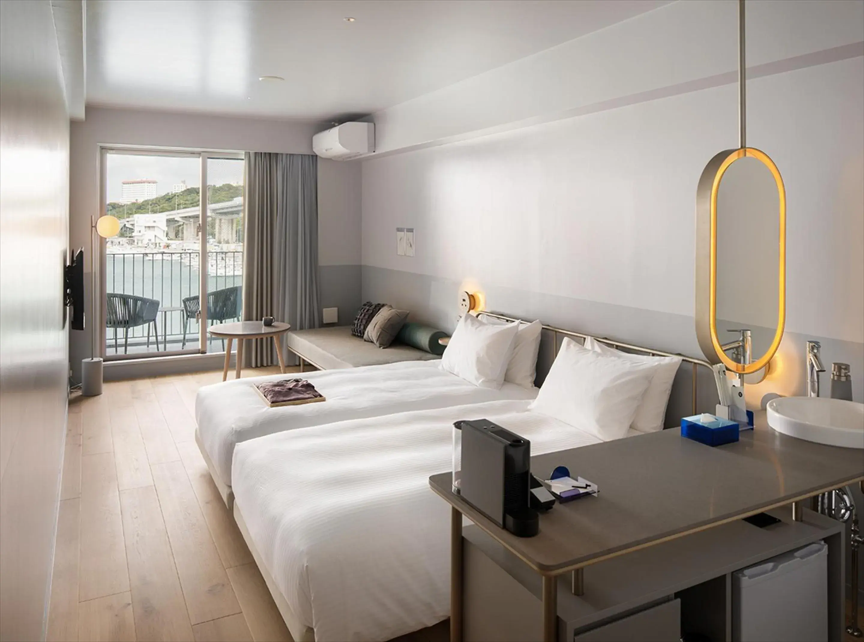 Harbor Terrace Twin Room - single occupancy in HOTEL ANTEROOM NAHA Harbor Terrace Twin Room - single occupancy in HOTEL ANTEROOM NAHA