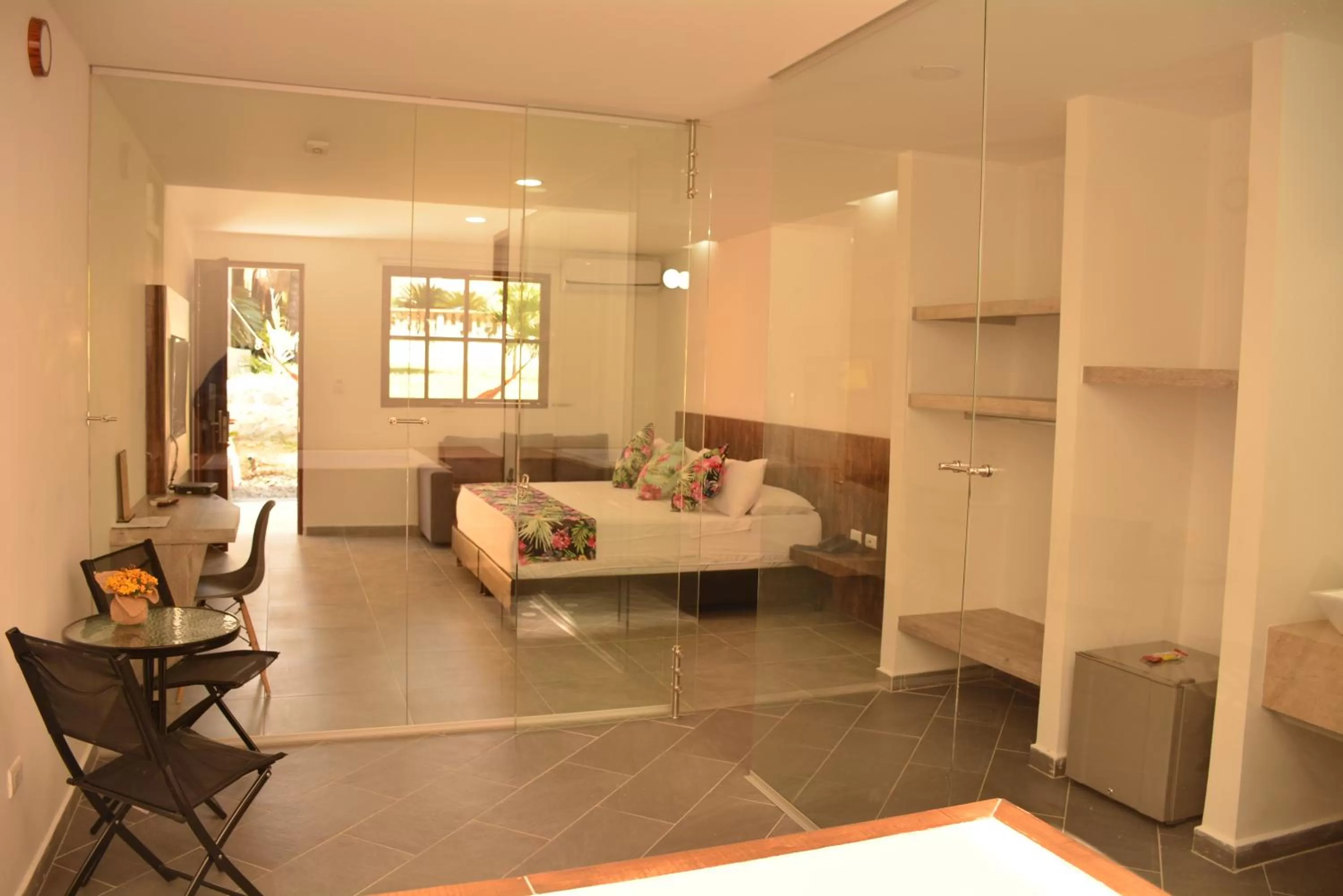 Photo of the whole room, Seating Area in Hotel Portón del Sol