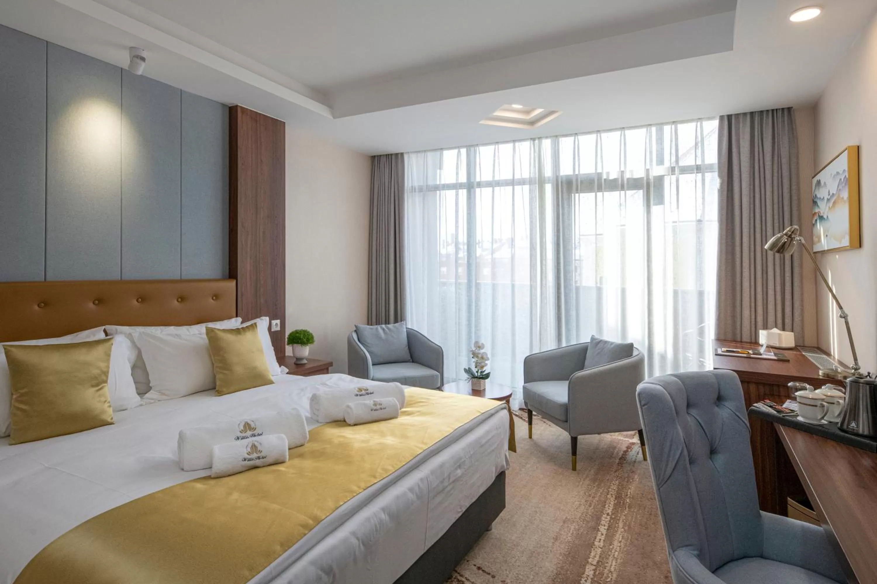 TV and multimedia, Bed in Willis Hotel Business & Wellness