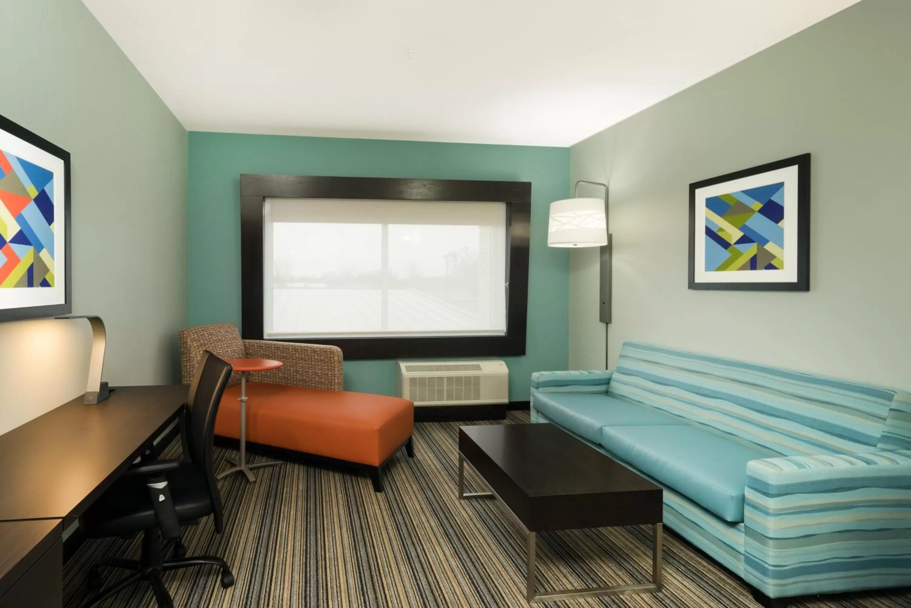 Photo of the whole room in Holiday Inn Express & Suites Greenville SE - Simpsonville by IHG