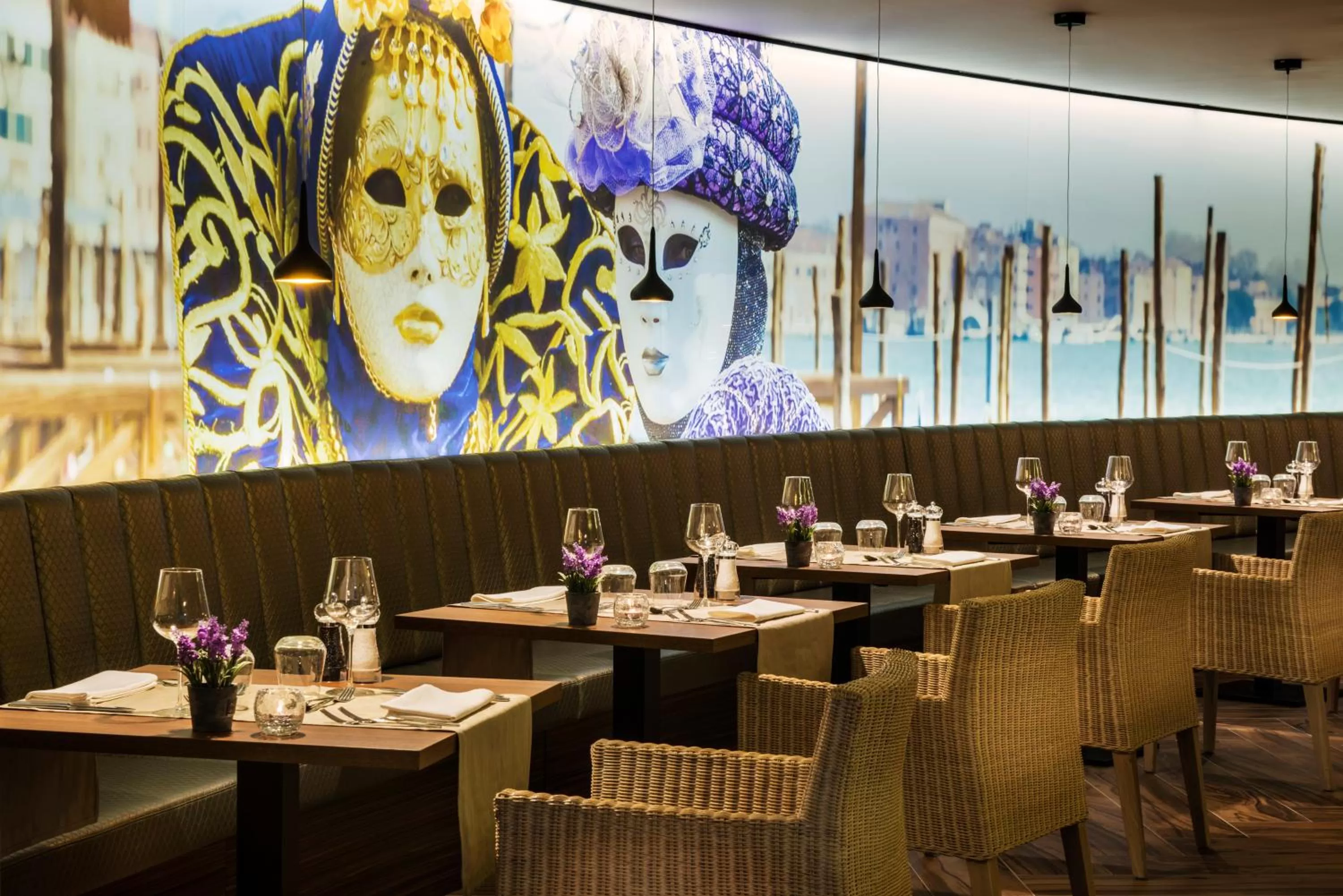 Restaurant/places to eat in Elba Lanzarote Royal Village Resort