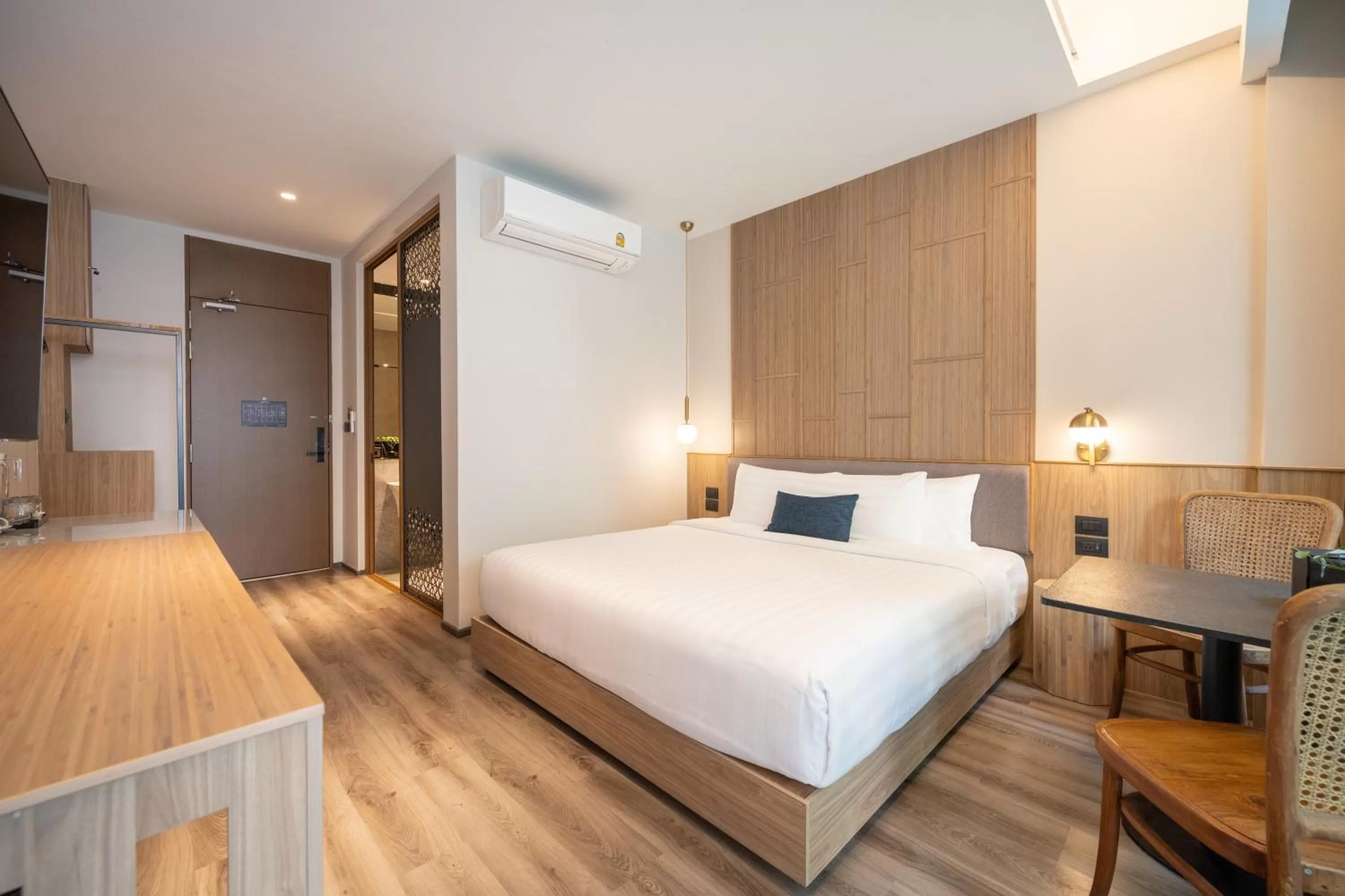 Bedroom, Bed in SHAN Villas Sukhumvit ฌานวิลล่า สุขุมวิท