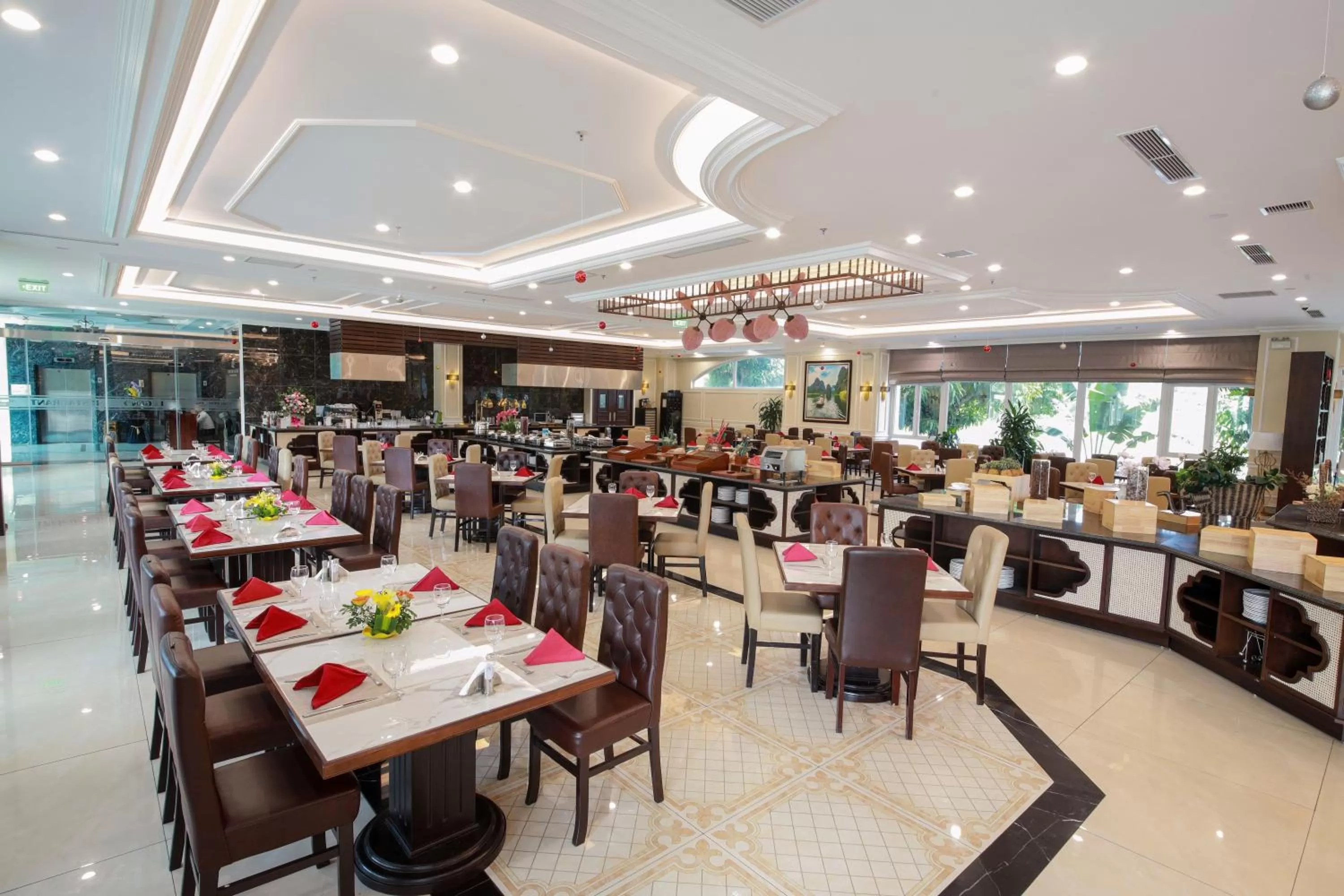 Restaurant/places to eat in Ninh Binh Legend Hotel