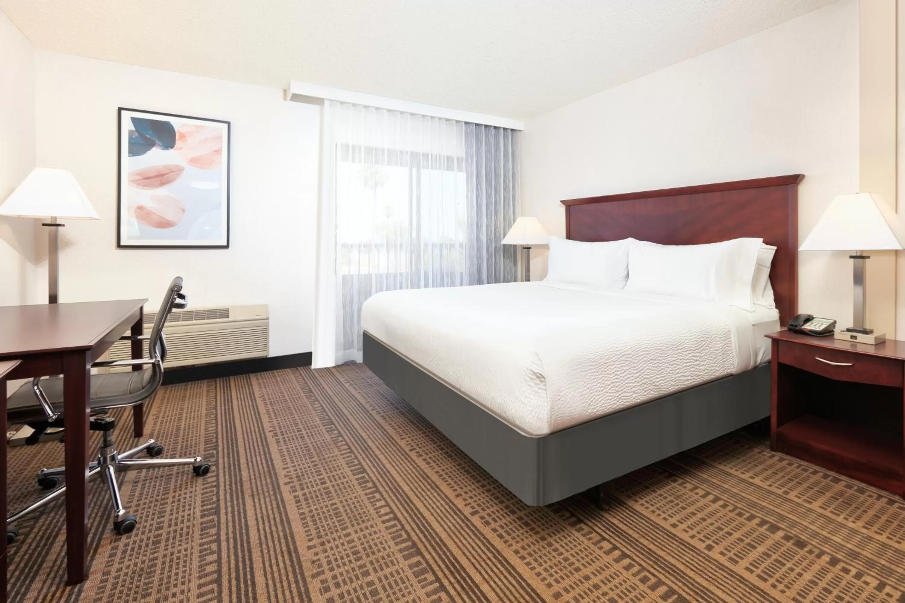 Bedroom, Bed in Holiday Inn & Suites Santa Maria by IHG