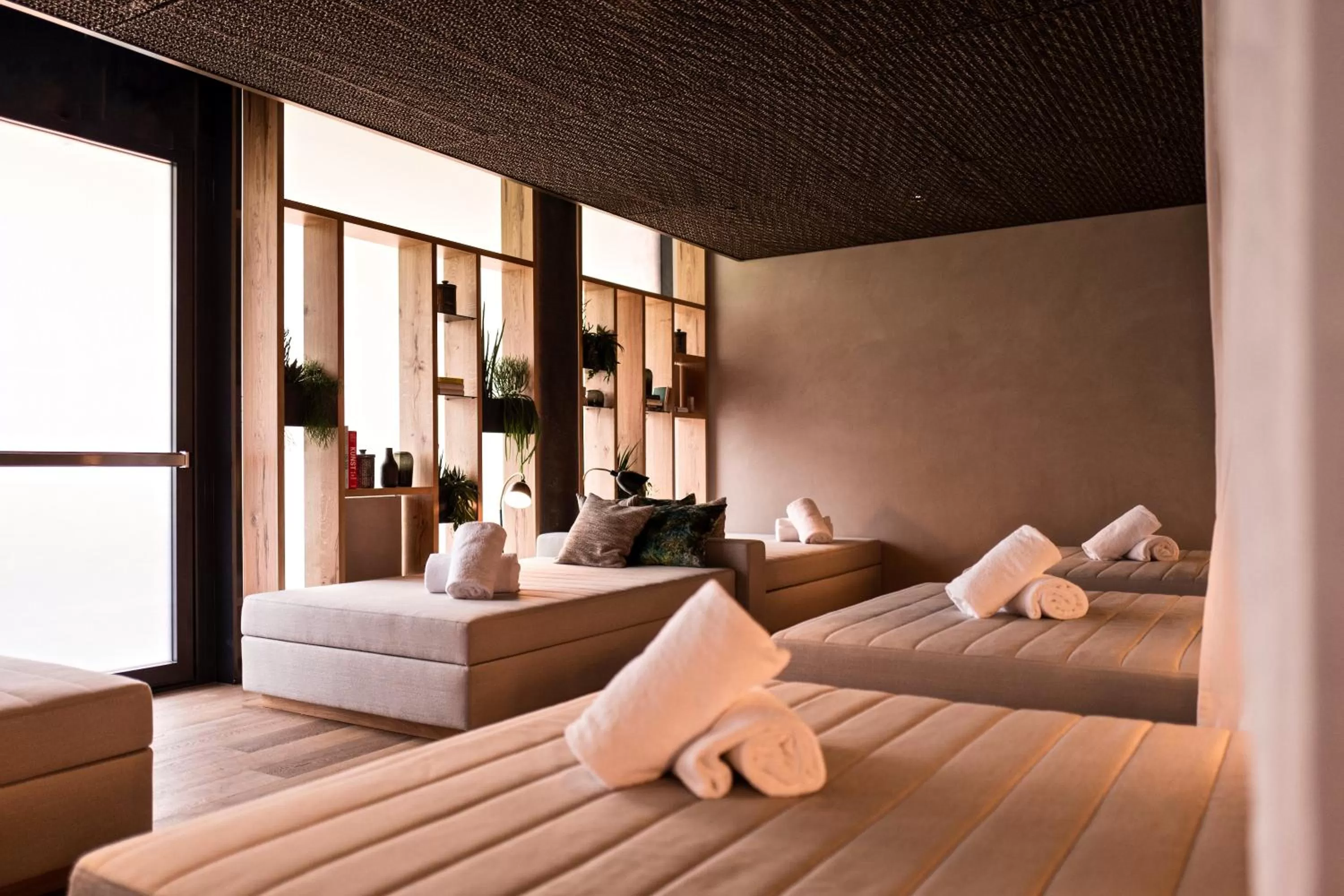 Massage, Bed in The Hide Flims Hotel