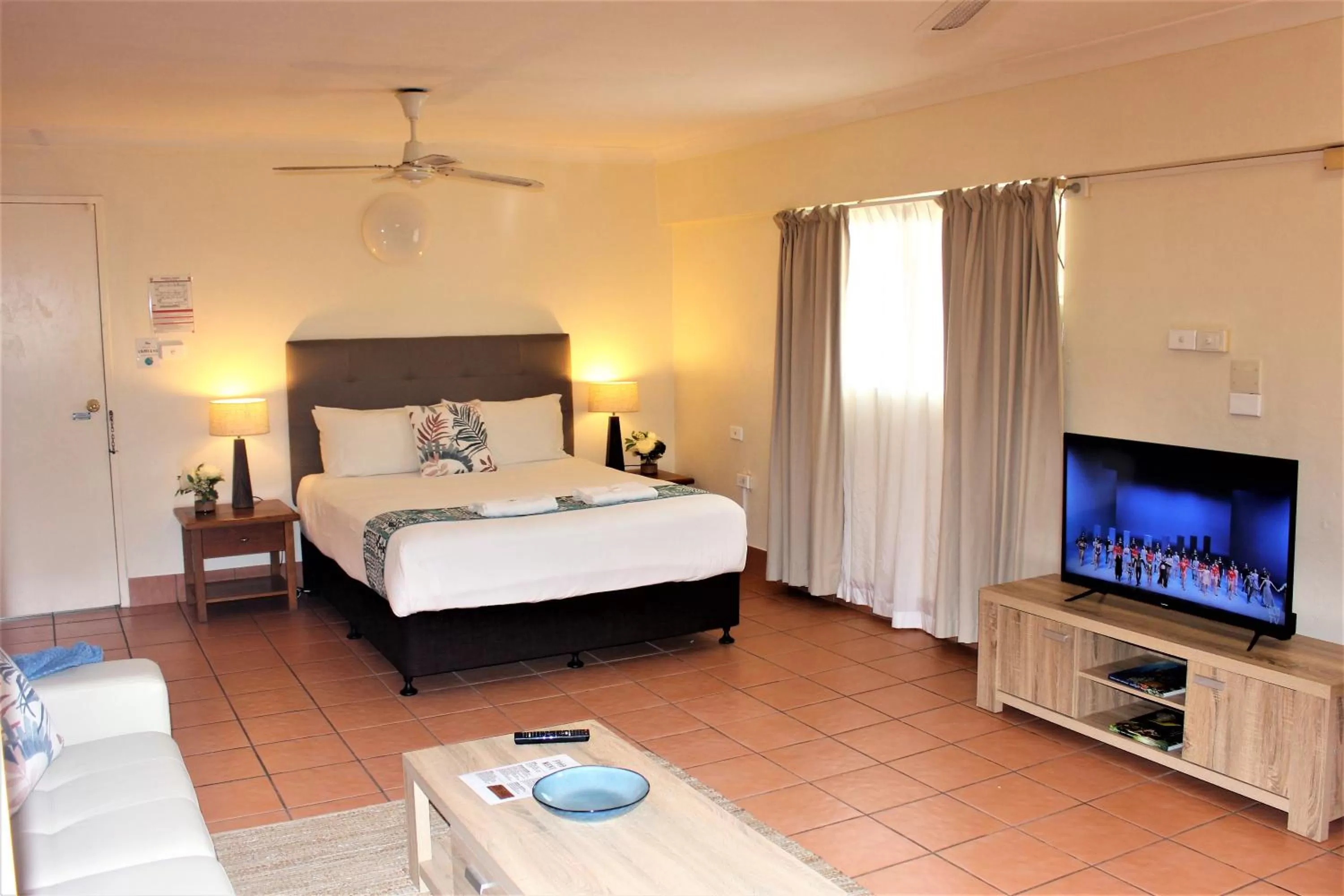 TV and multimedia, Bed in Lake Central Cairns