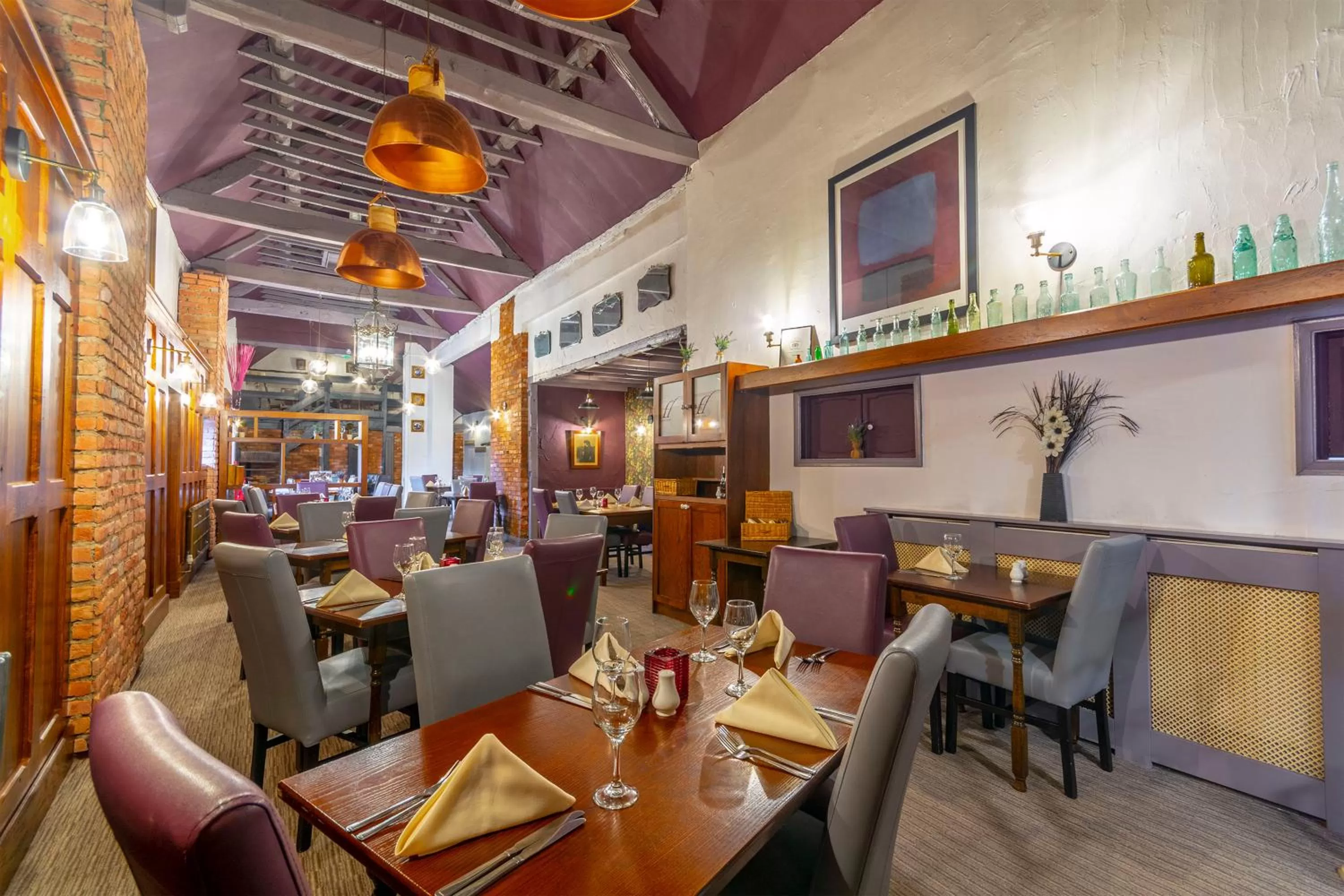 Restaurant/places to eat in The Forest Lodge