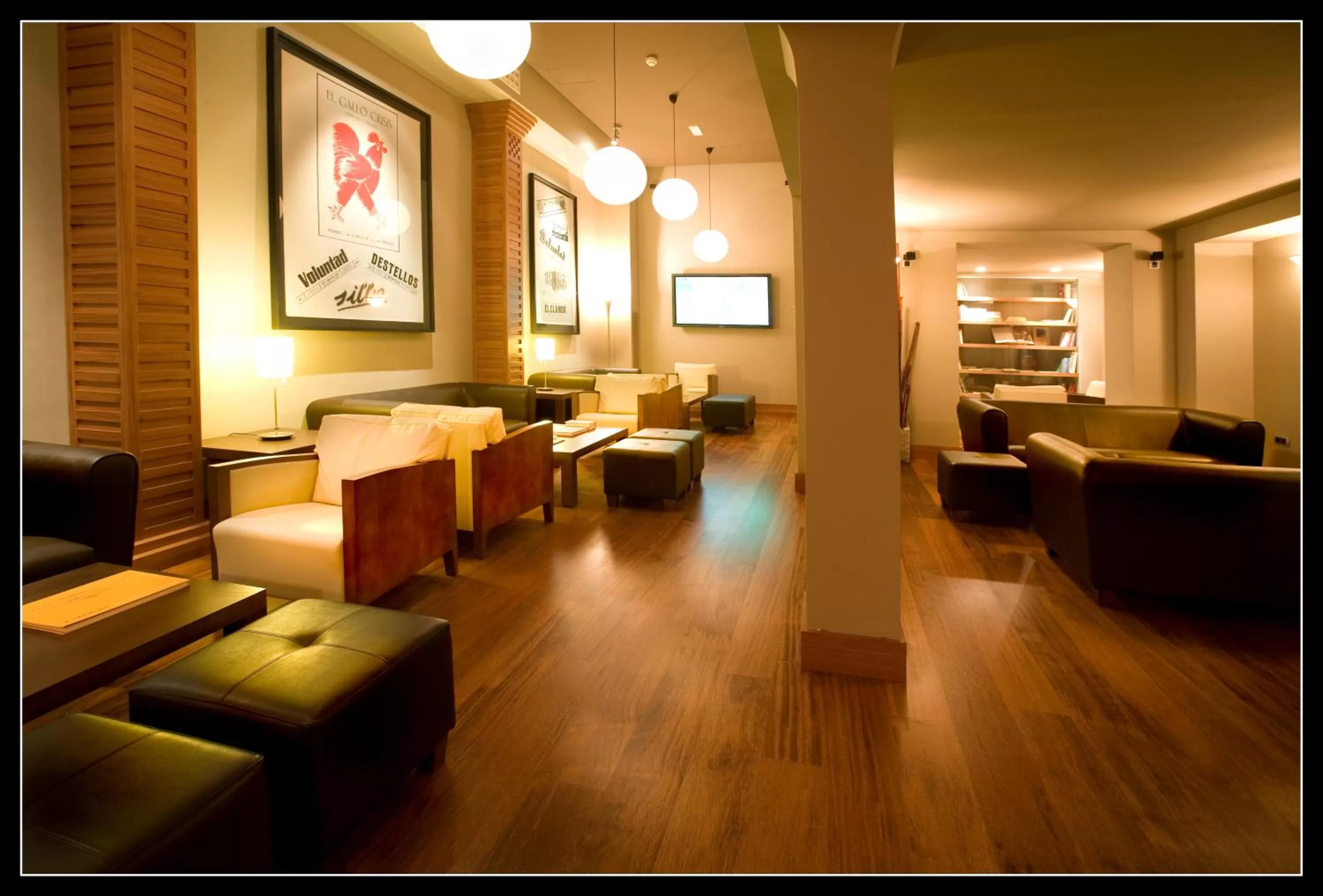 Lobby or reception in Sercotel Palacio de Tudemir