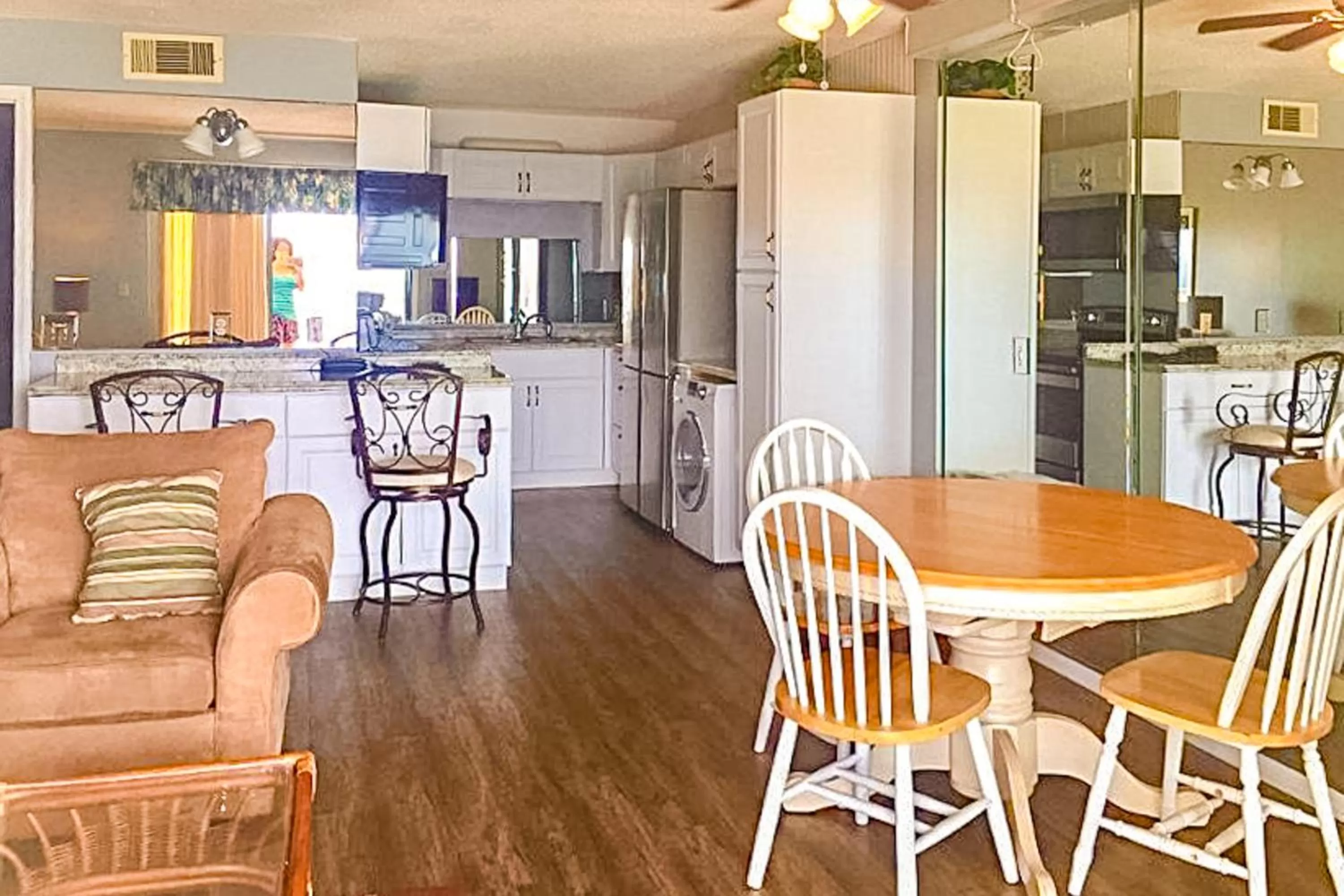 Dining Area in The Summit