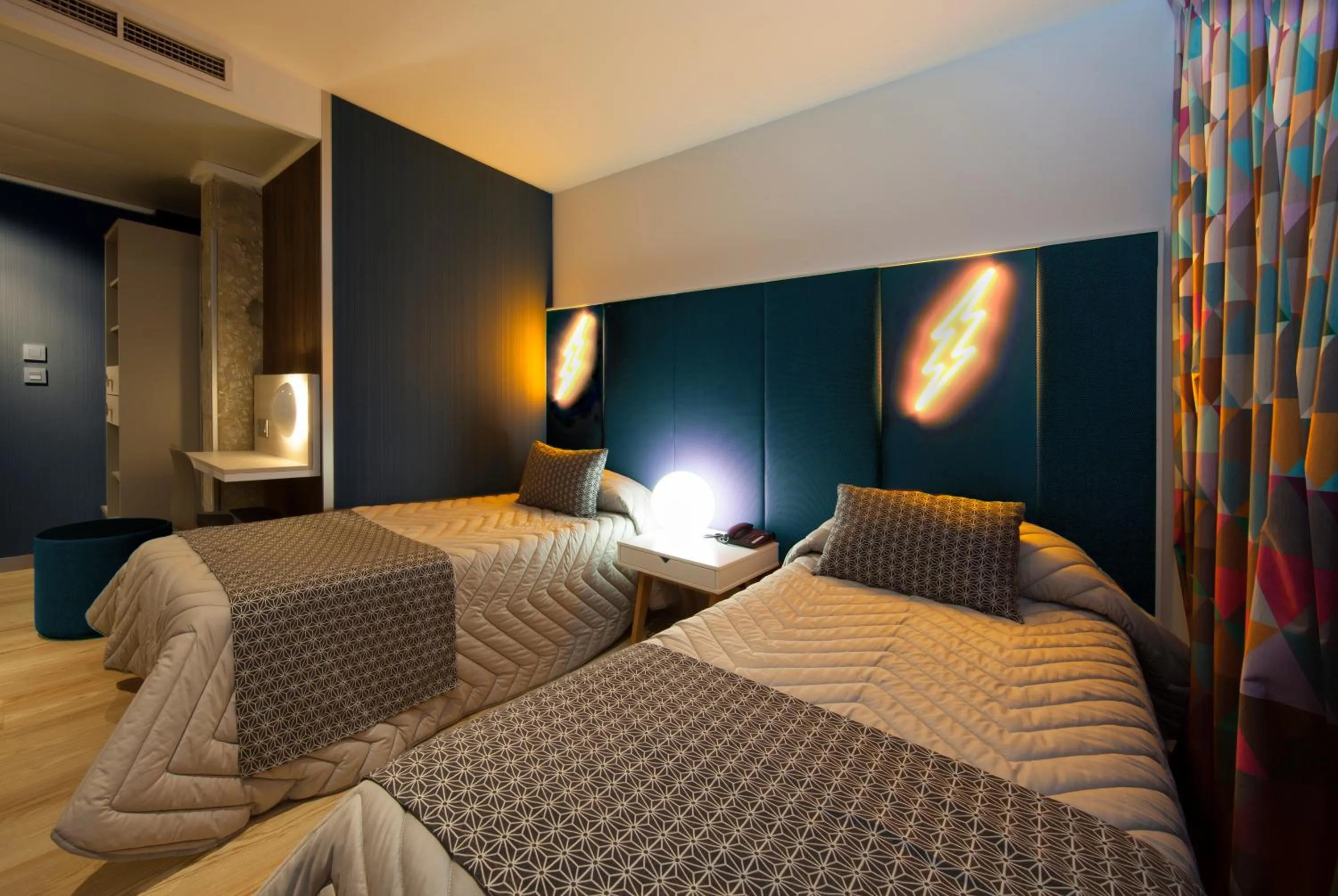 Basic Double Room Individual Use	 in Hotel Cuco