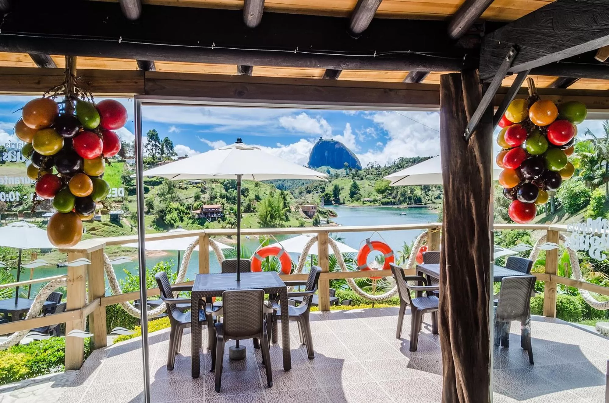 Restaurant/places to eat in Hotel Santa Maria de las Aguas Peñol