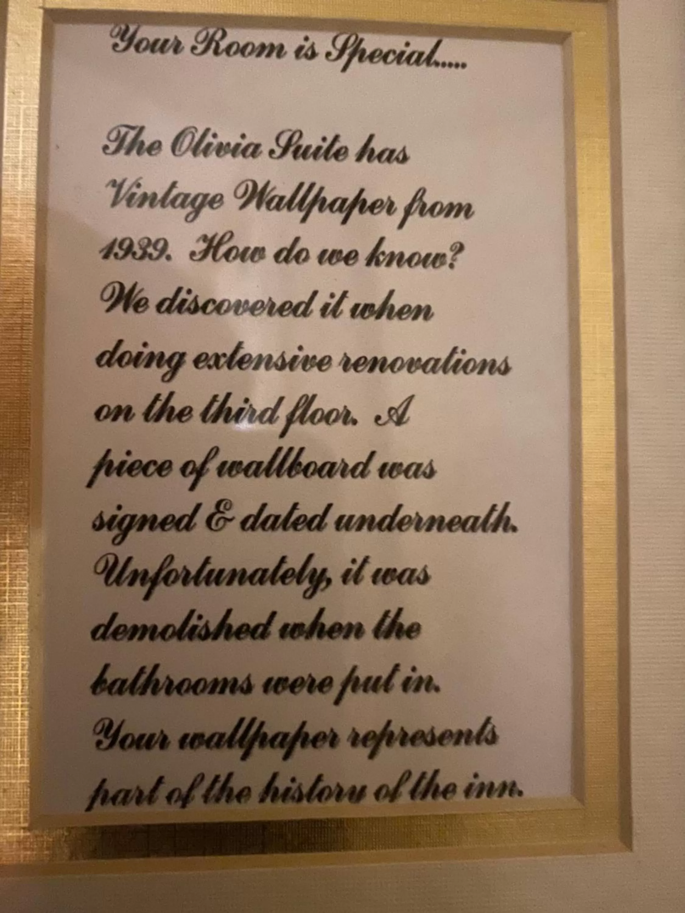 Decorative detail in Follansbee Inn