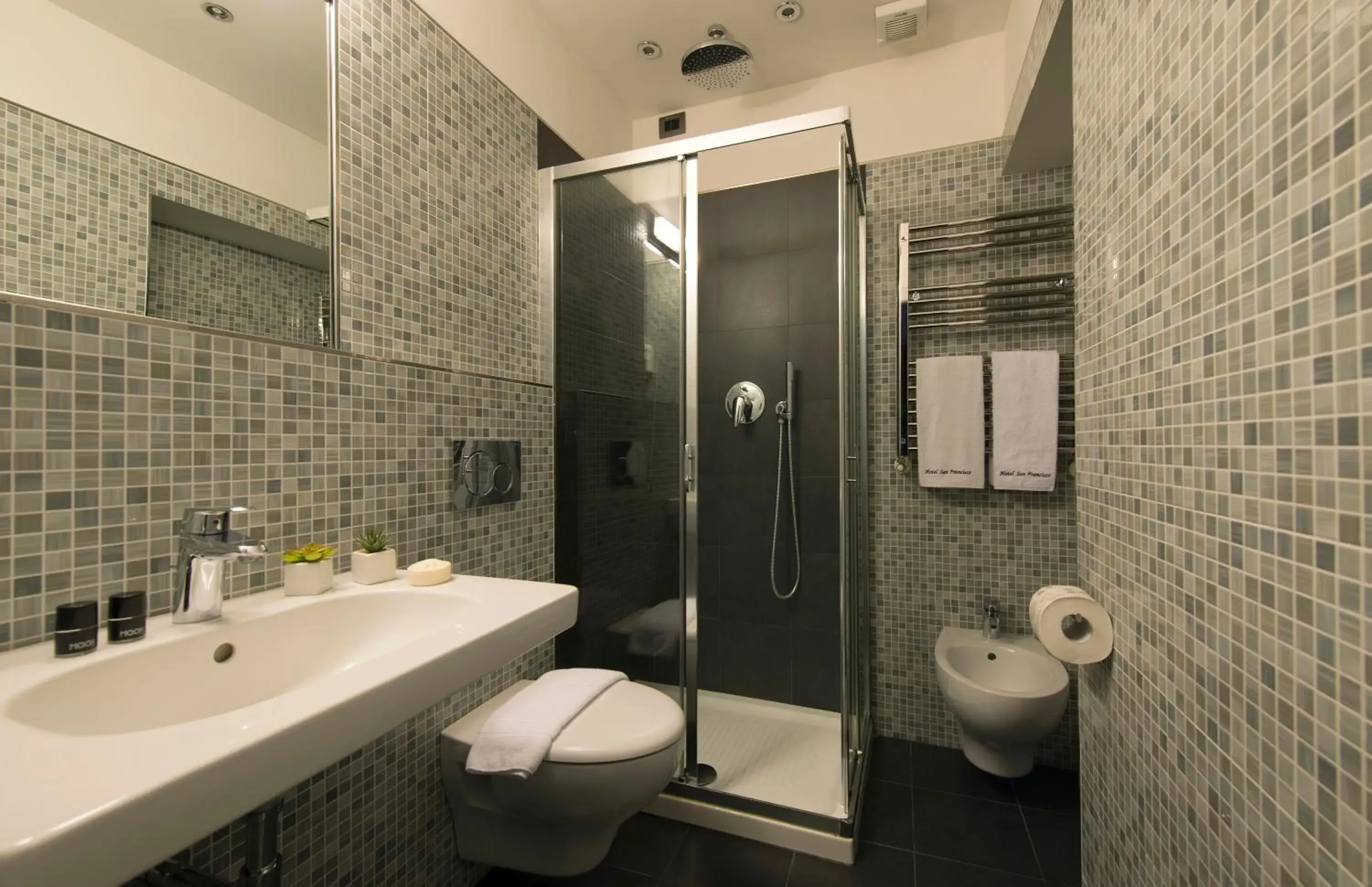 Twin Room in Hotel San Francisco Twin Room in Hotel San Francisco