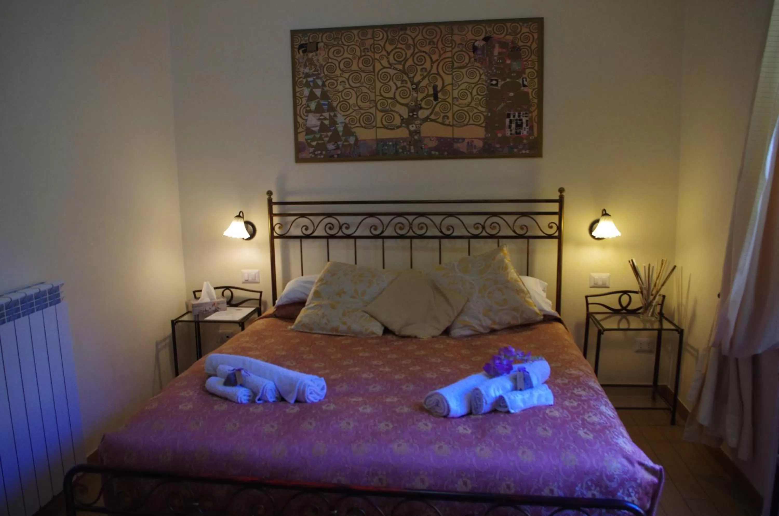 Photo of the whole room, Bed in Tucci's Roma Guest House