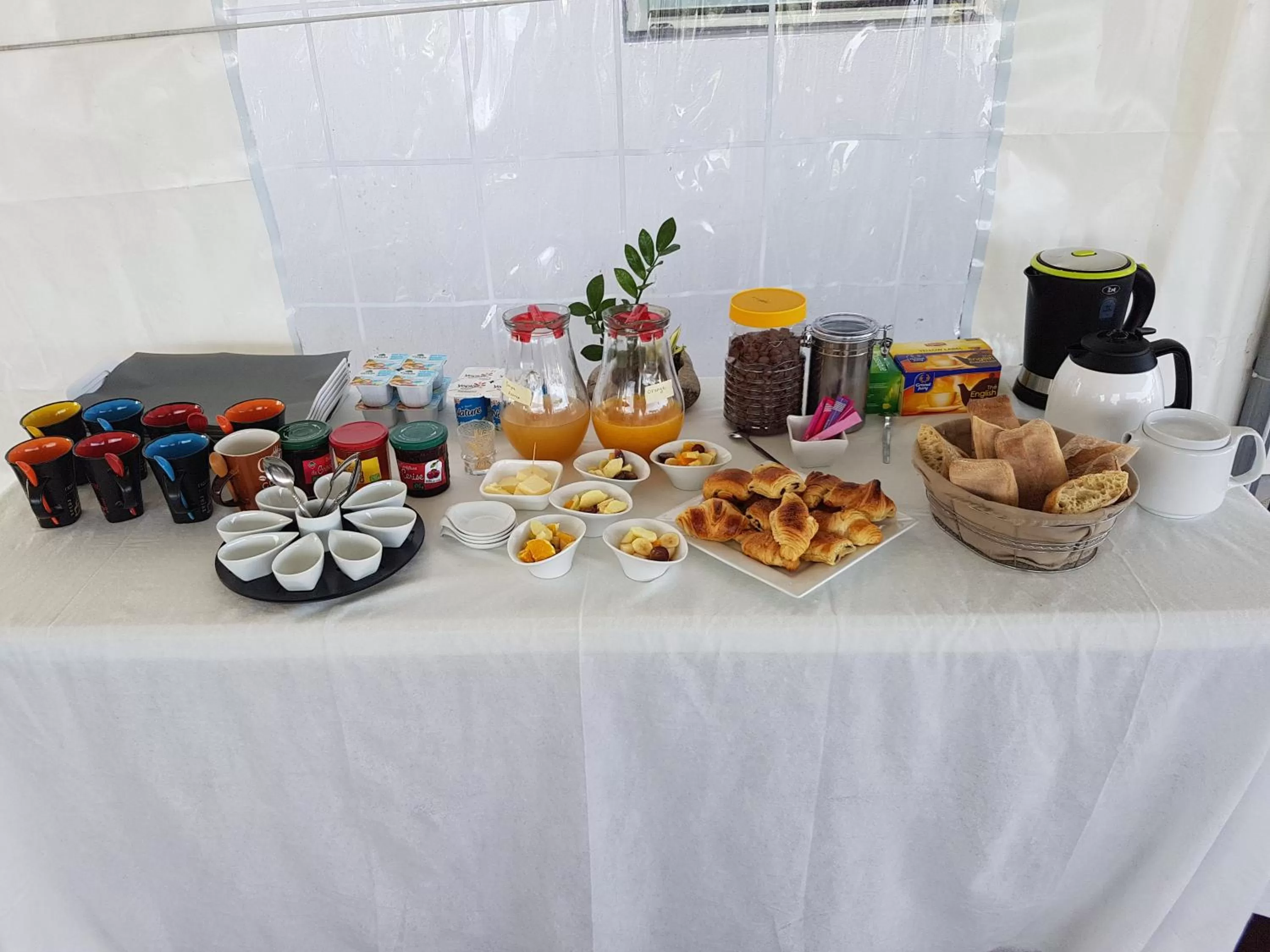 Continental breakfast, Breakfast in Hôtel Le Soleil Couchant