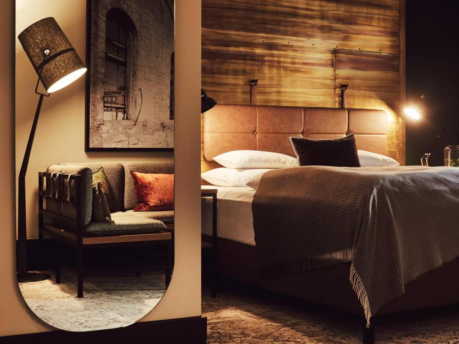 Bed in Gastwerk Hotel Hamburg