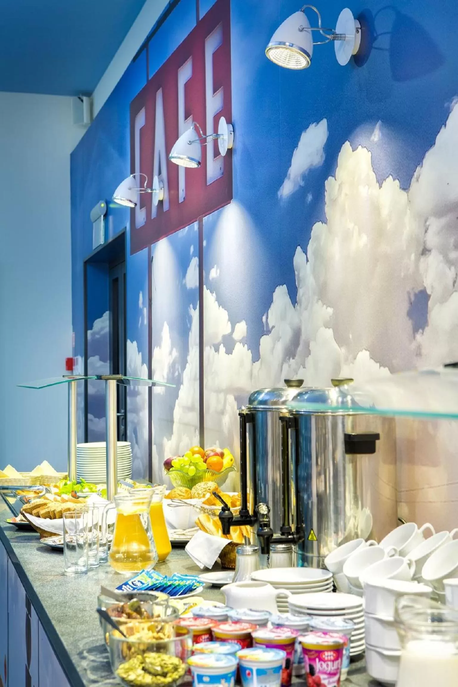 Buffet breakfast in Automobil Hotel