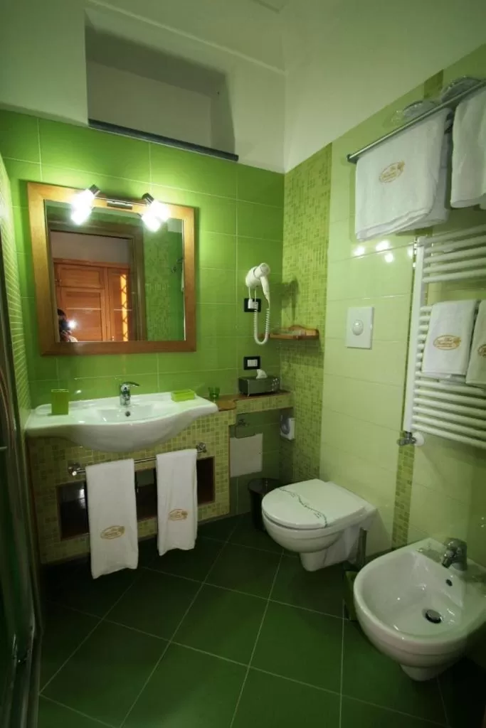 Bathroom in b&b Dea Fortuna