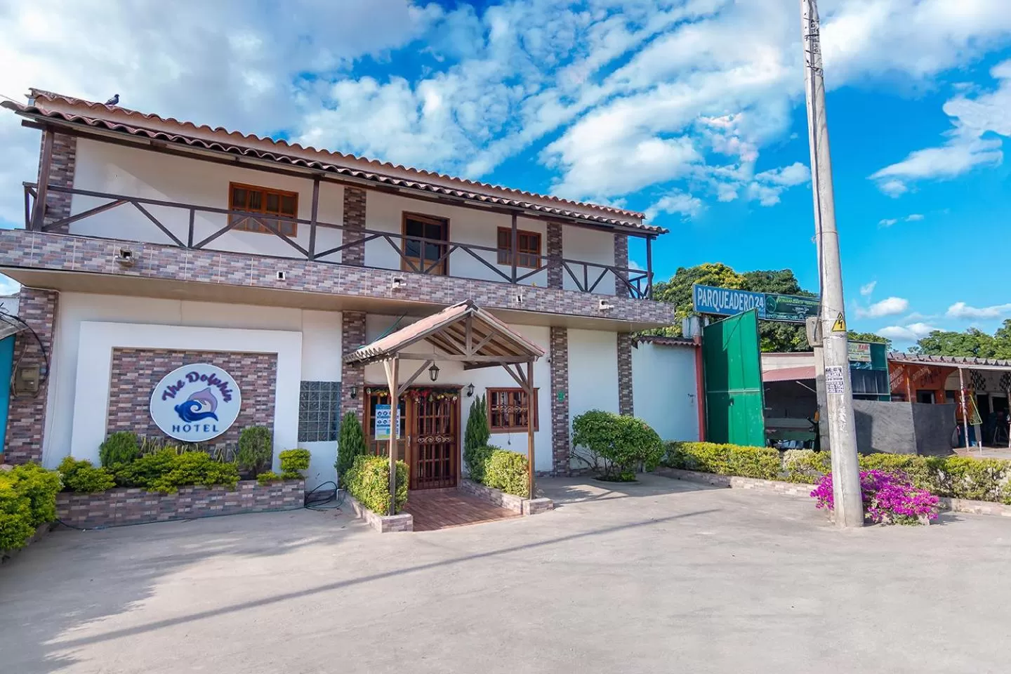 Facade/entrance in Hotel The Dolphin