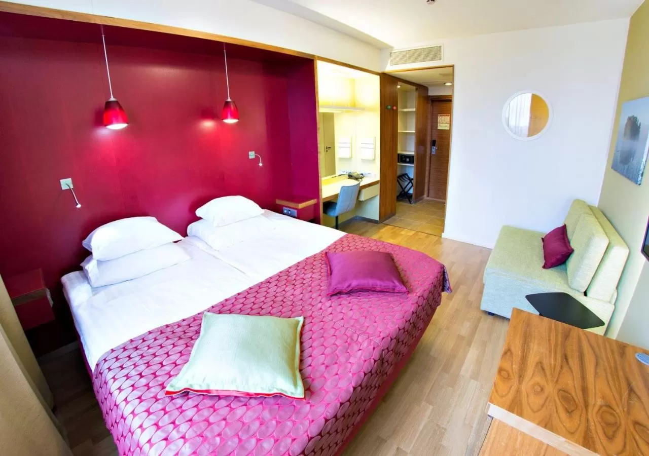 Photo of the whole room in Original Sokos Hotel Alexandra Jyväskylä
