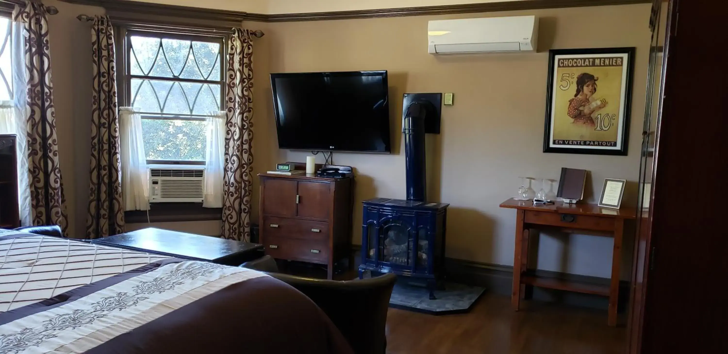 TV/Entertainment Center in Cabernet House, an Old World Inn TV/Entertainment Center in Cabernet House, an Old World Inn