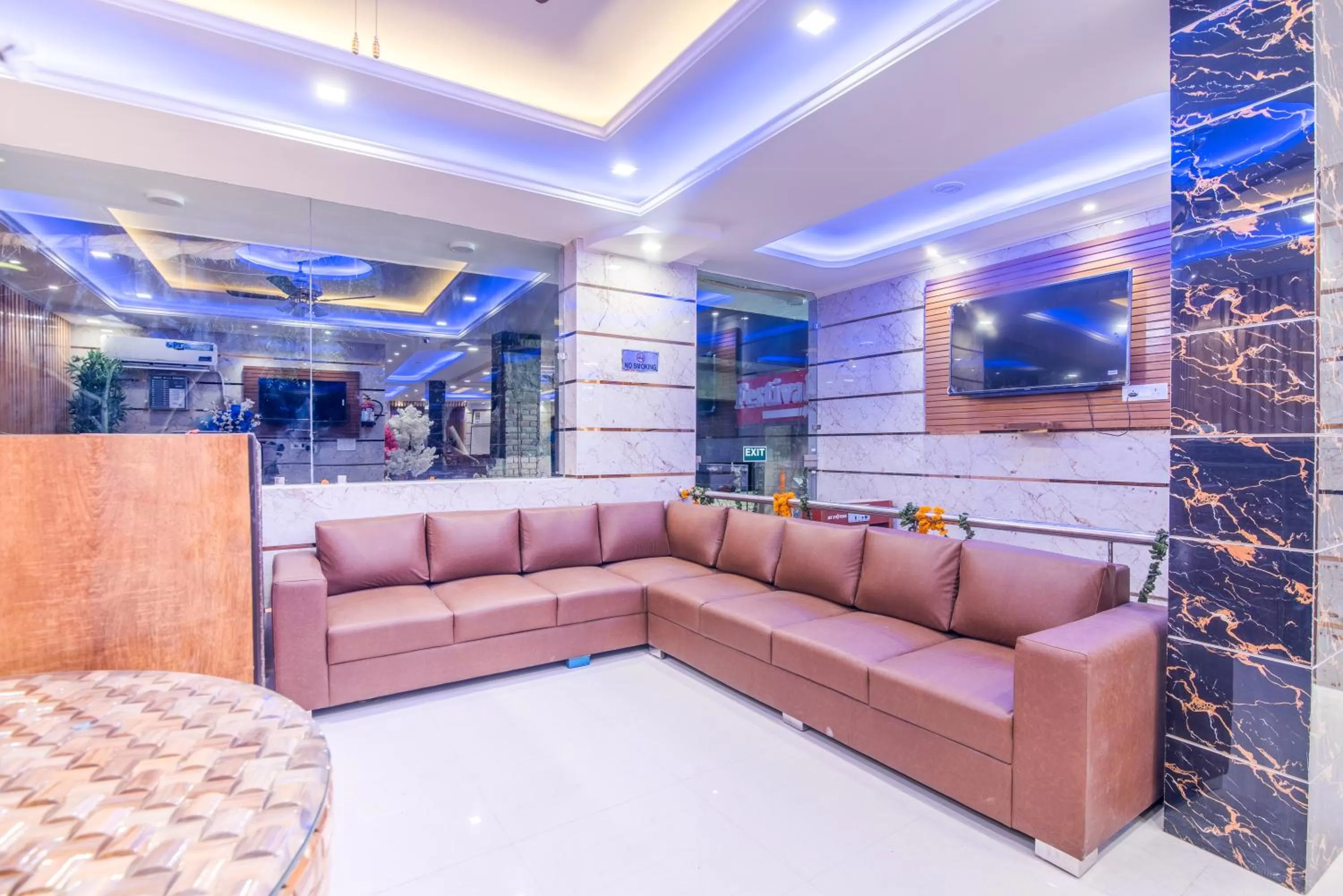 Business facilities in Hotel Festival Mahipalpur At Delhi Airport