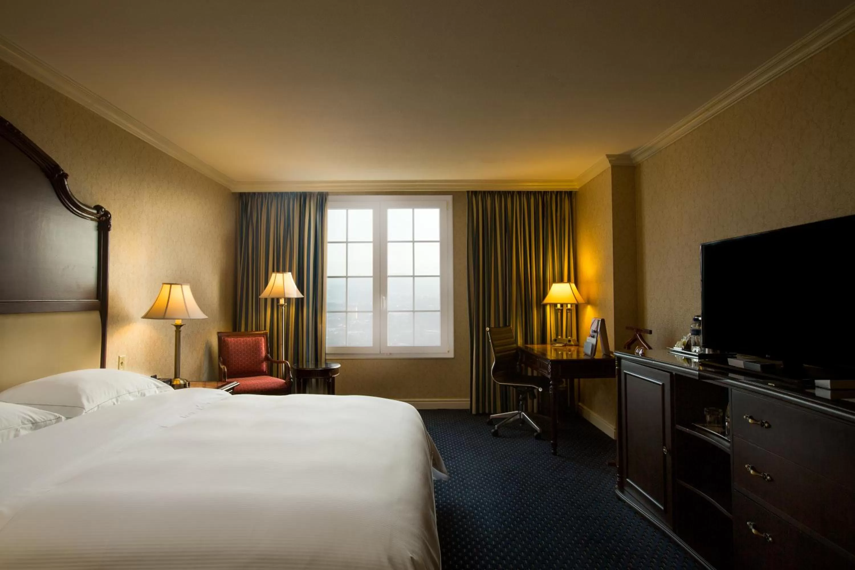 Bed in Barceló San Salvador