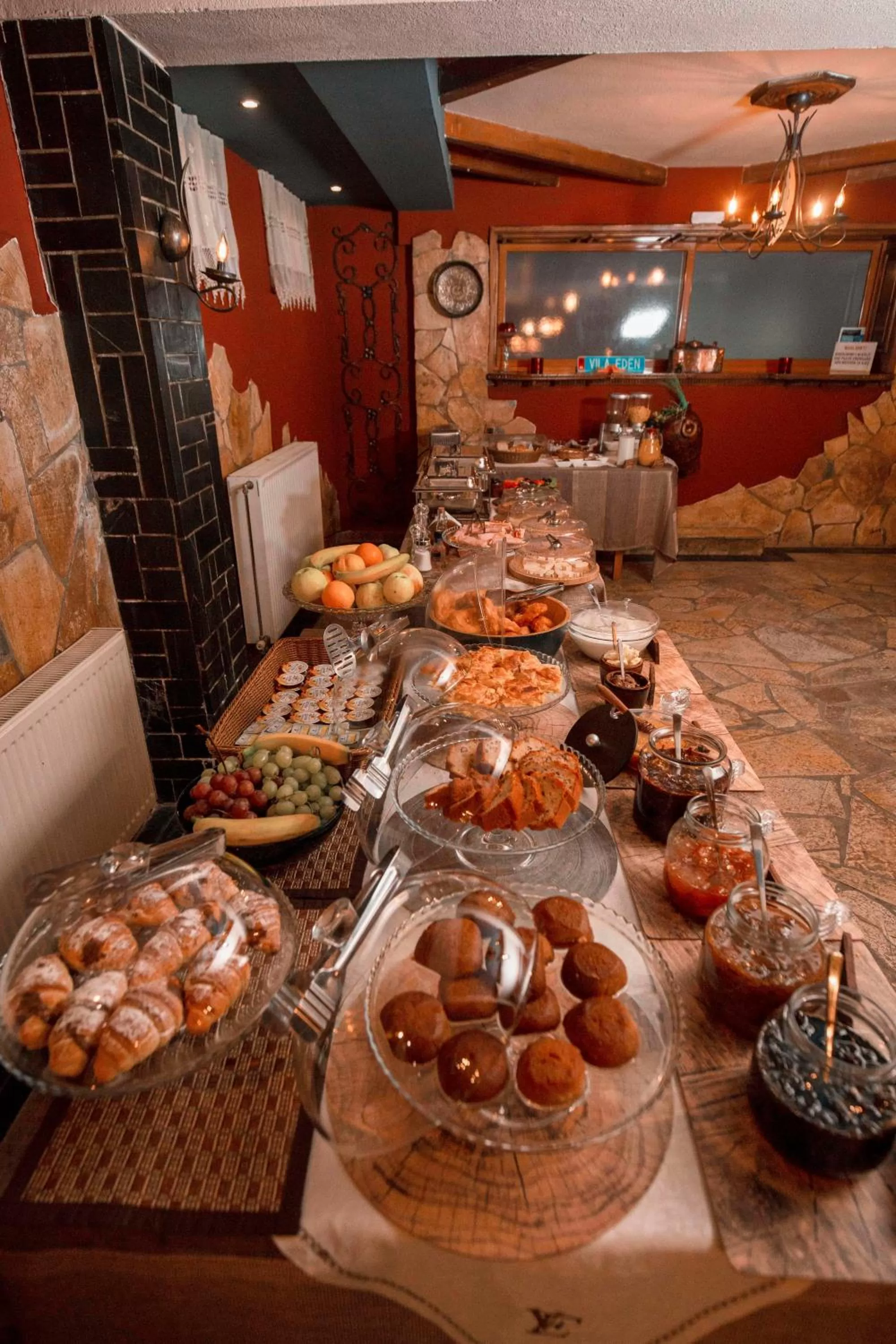 Breakfast in Vila Eden Boutique Hotel