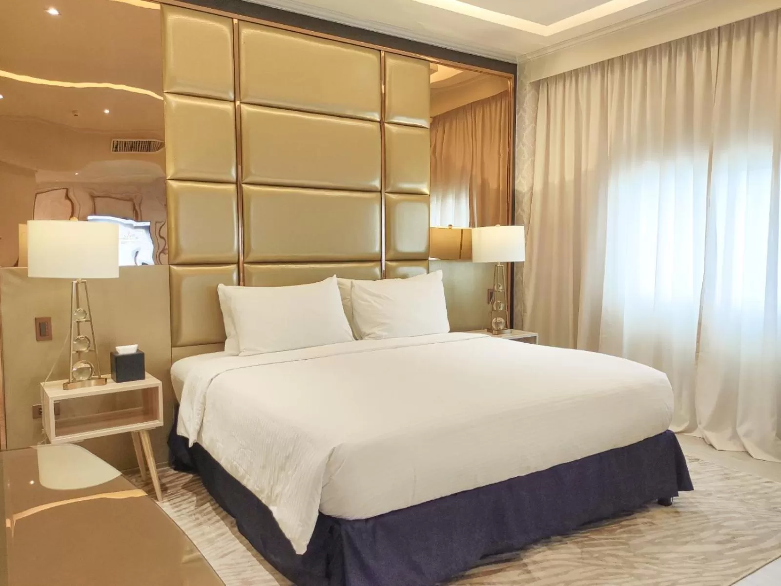 Bed in The Monarch Hotel