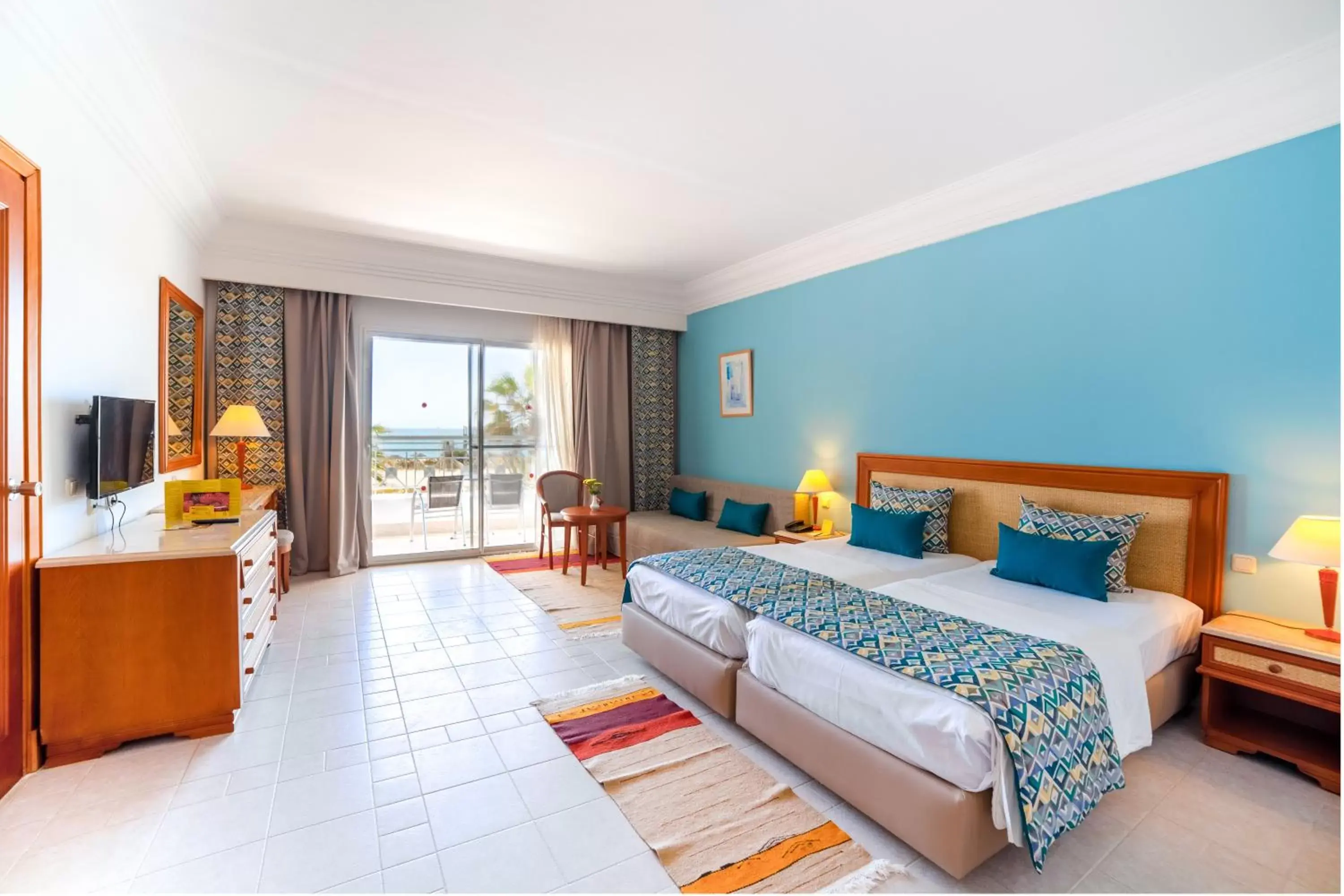 Superior Quadruple Room in TUI MAGIC LIFE Africana Superior Quadruple Room in TUI MAGIC LIFE Africana